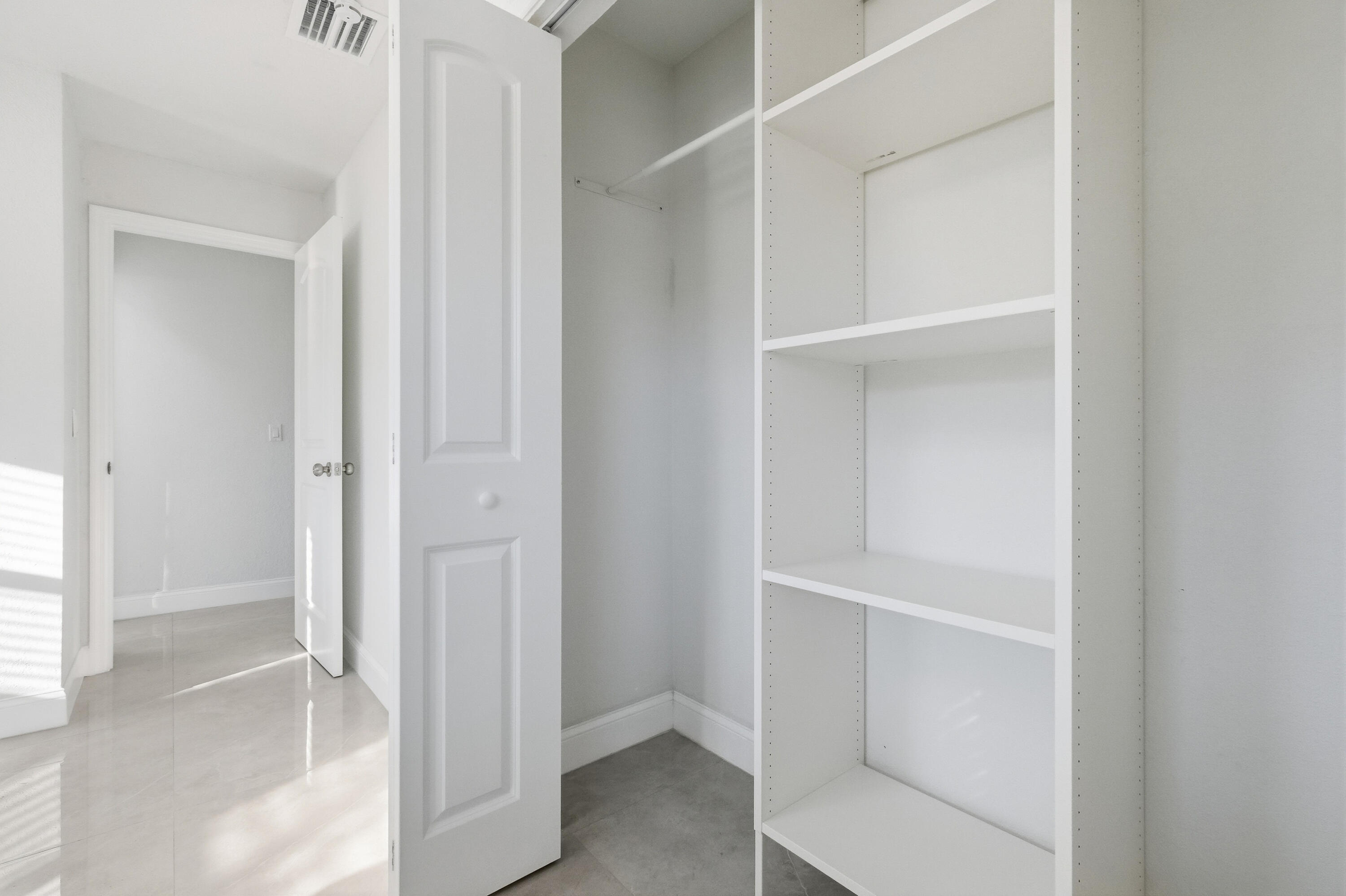 SANDALFOOT COVE SEC 3 - Residential