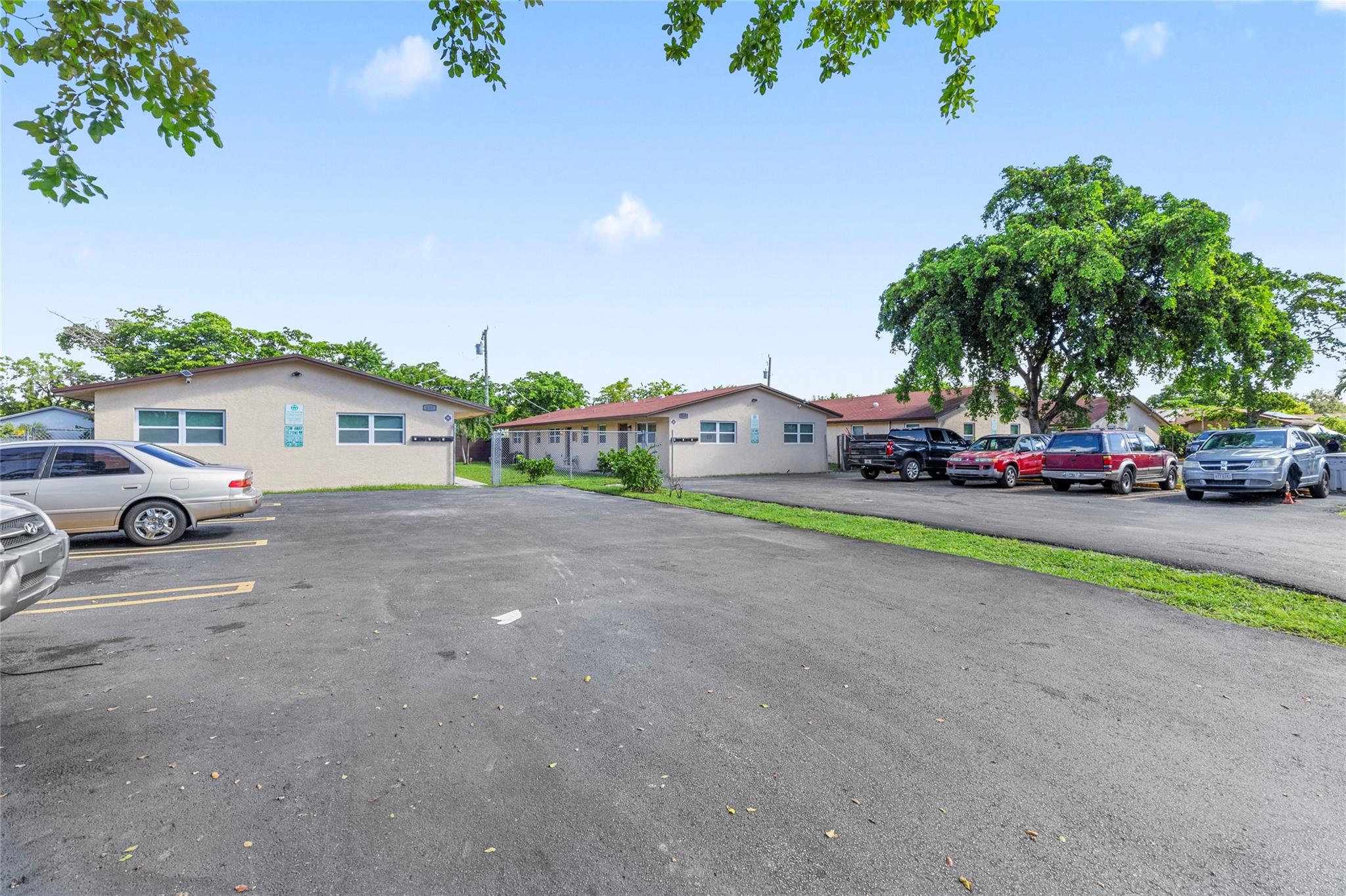 Monticello Park Amd - Residential Income