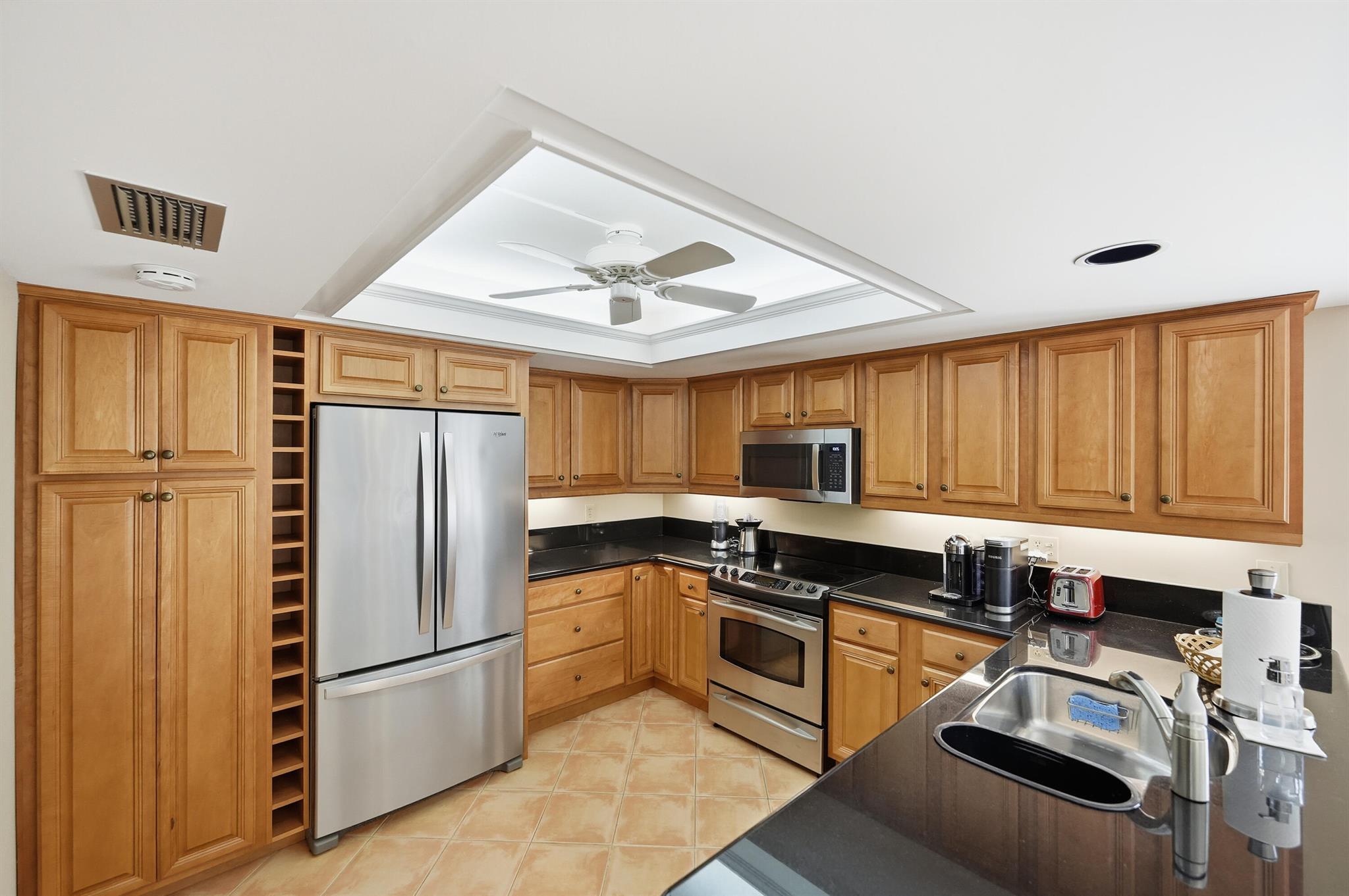 FAIRWAY APARTMENTS CONDO - Residential Lease