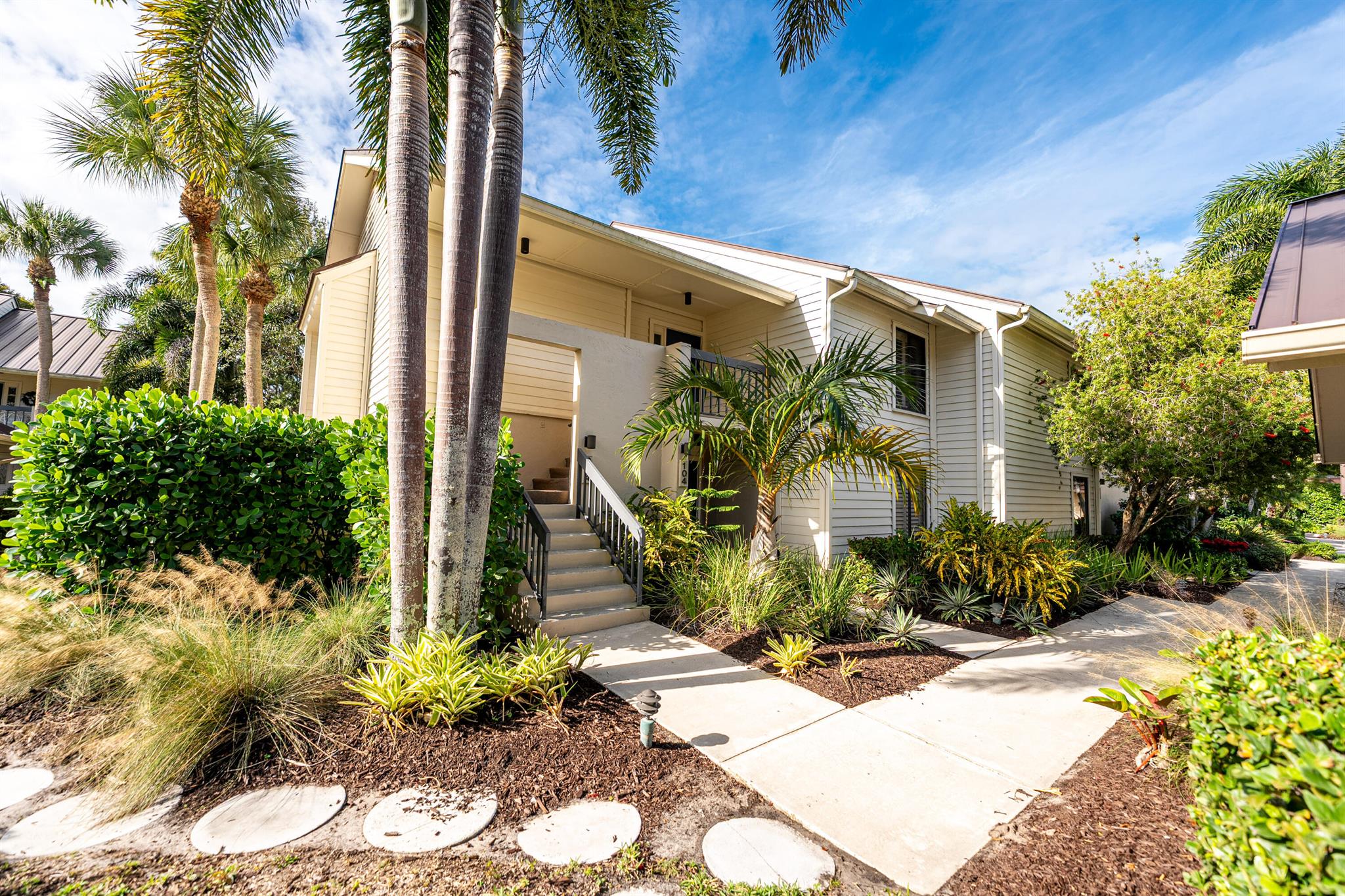 FAIRWAY APARTMENTS CONDO - Residential Lease