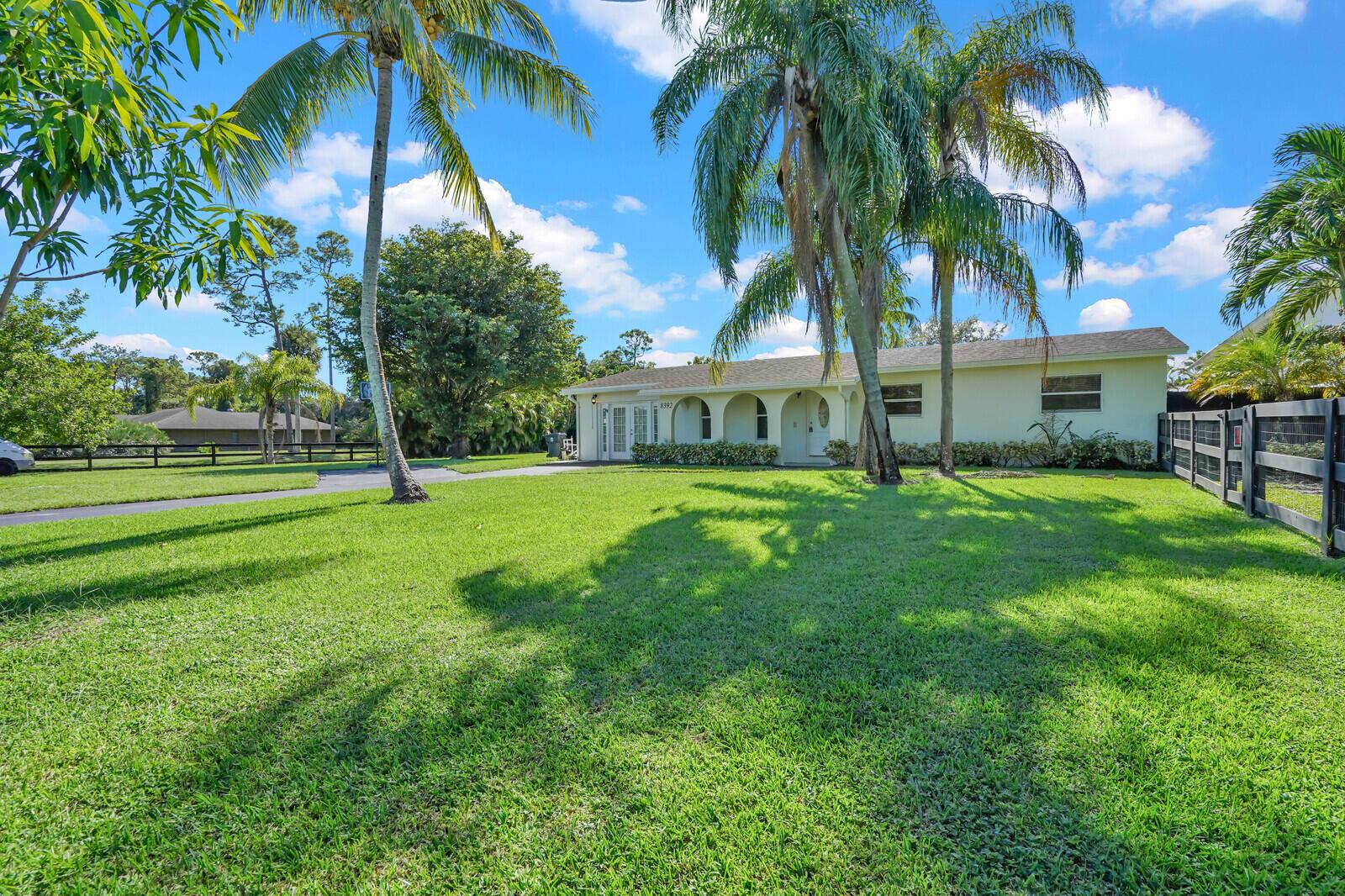 PALM BEACH RANCHETTES - Residential Lease