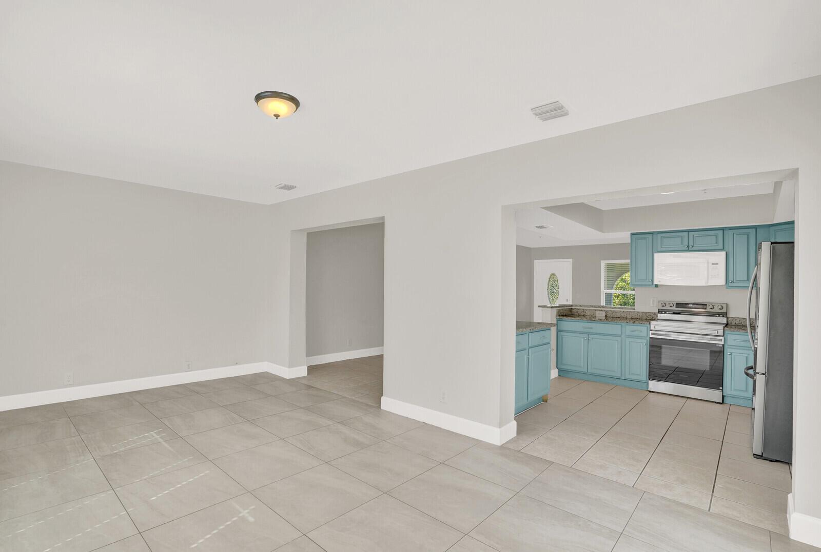 PALM BEACH RANCHETTES - Residential Lease