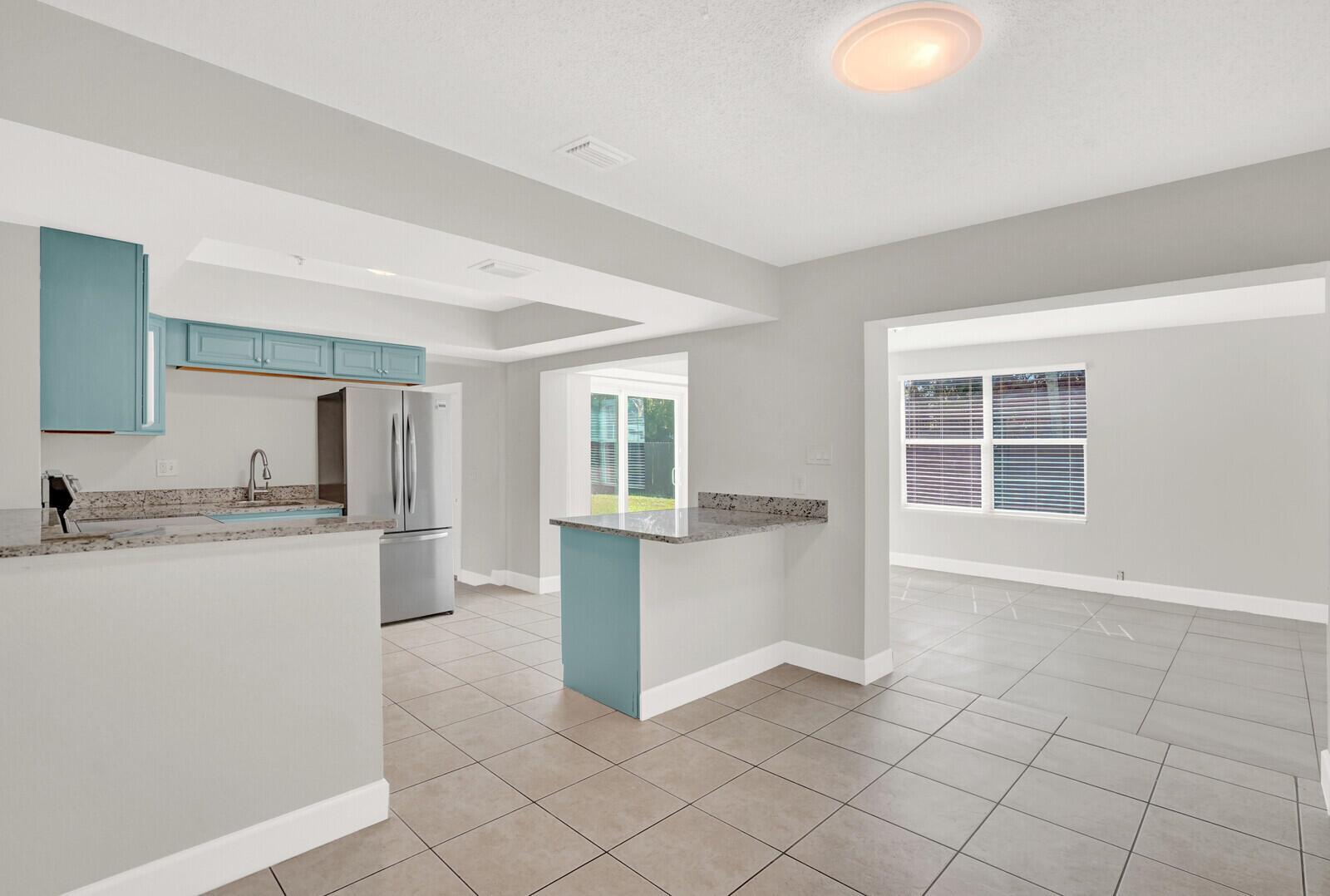 PALM BEACH RANCHETTES - Residential Lease