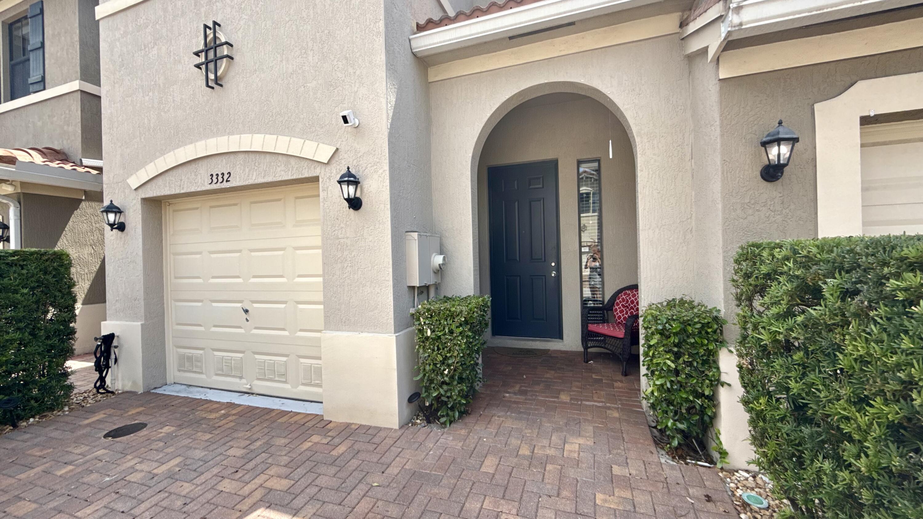 3332 NW 10th Avenue