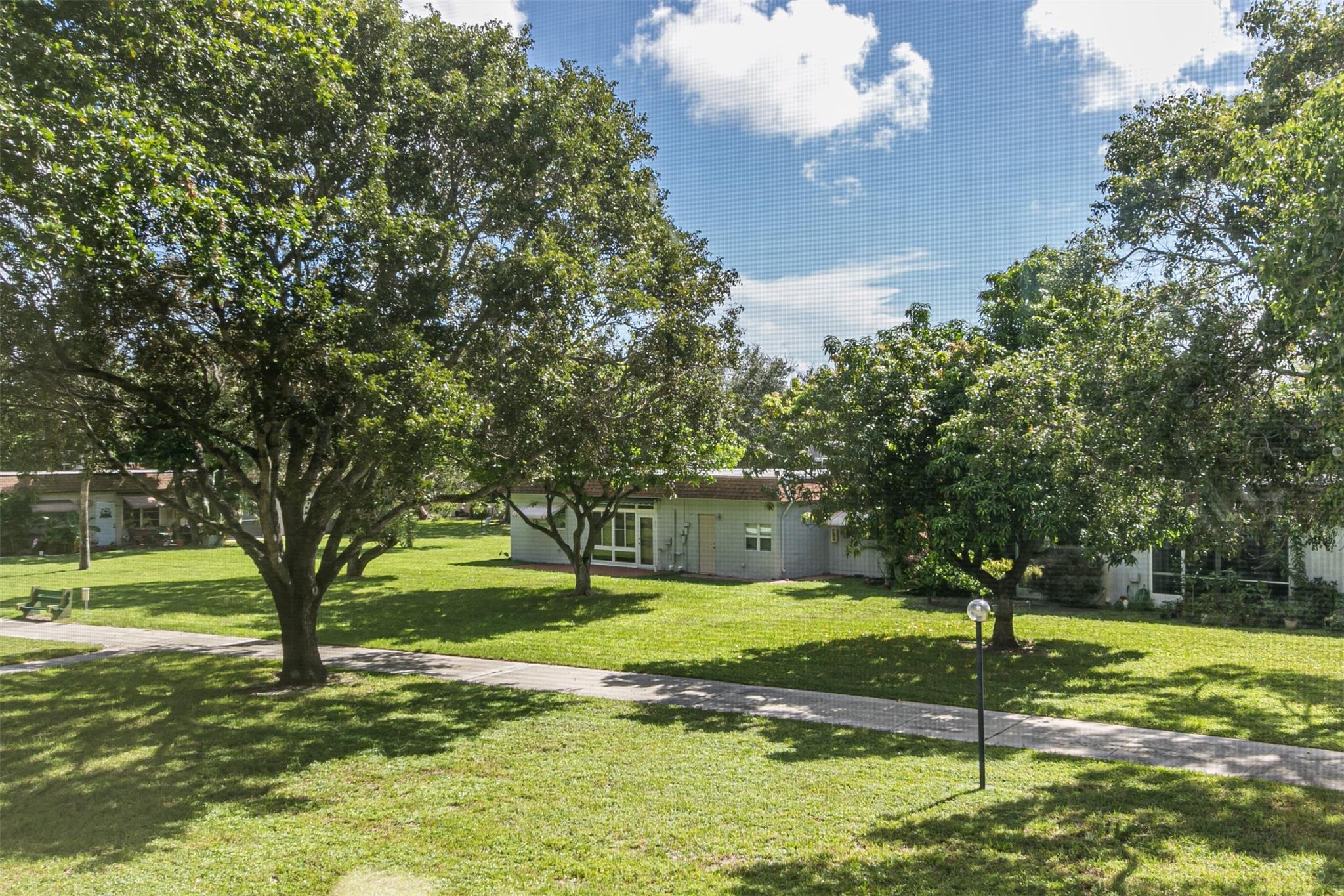 Natura Condo 4 - Residential
