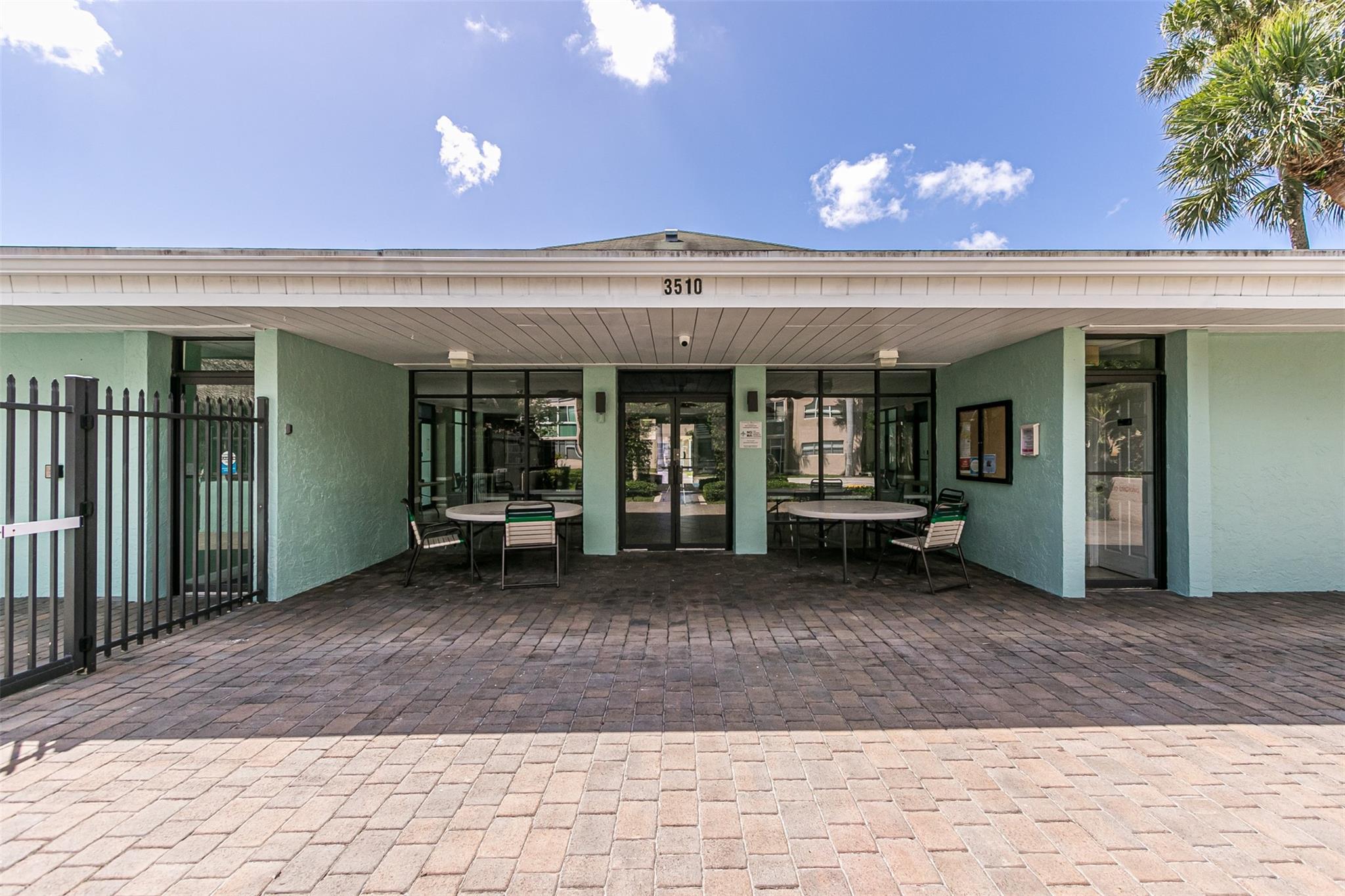 Natura Condo 4 - Residential