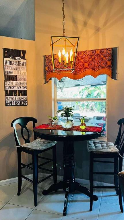 GREENVIEW SHORES 1 OF WELLINGTON - Residential Lease