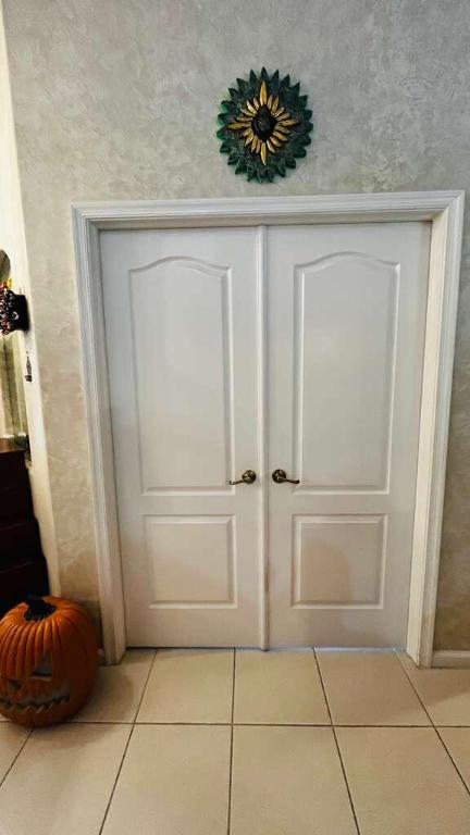 GREENVIEW SHORES 1 OF WELLINGTON - Residential Lease