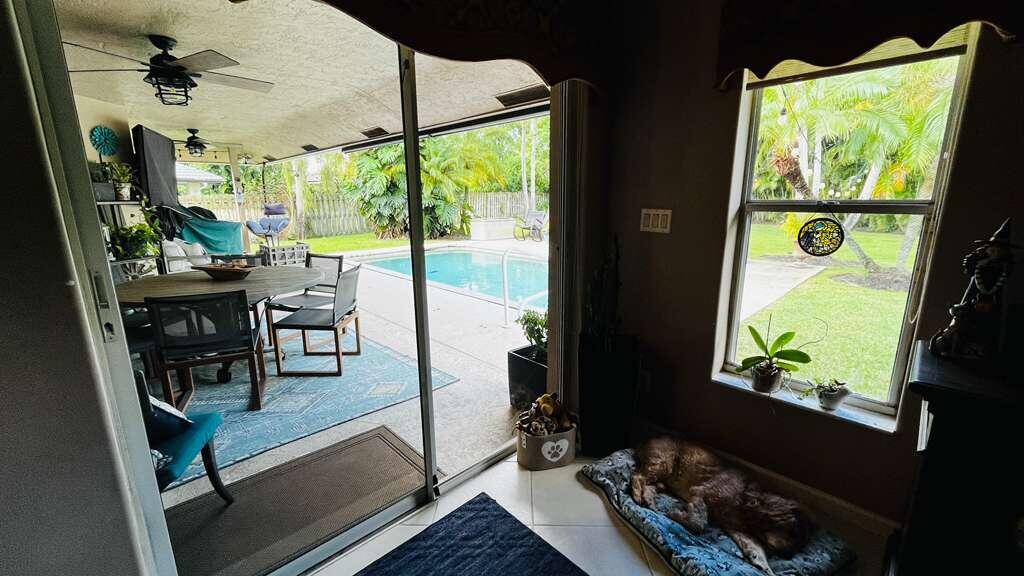 GREENVIEW SHORES 1 OF WELLINGTON - Residential Lease