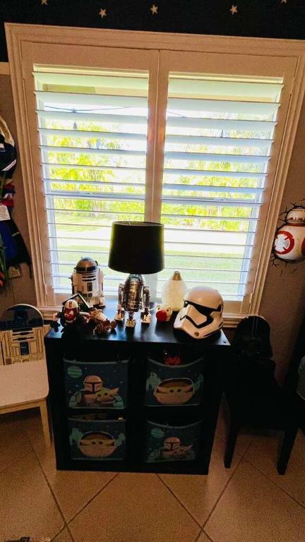 GREENVIEW SHORES 1 OF WELLINGTON - Residential Lease