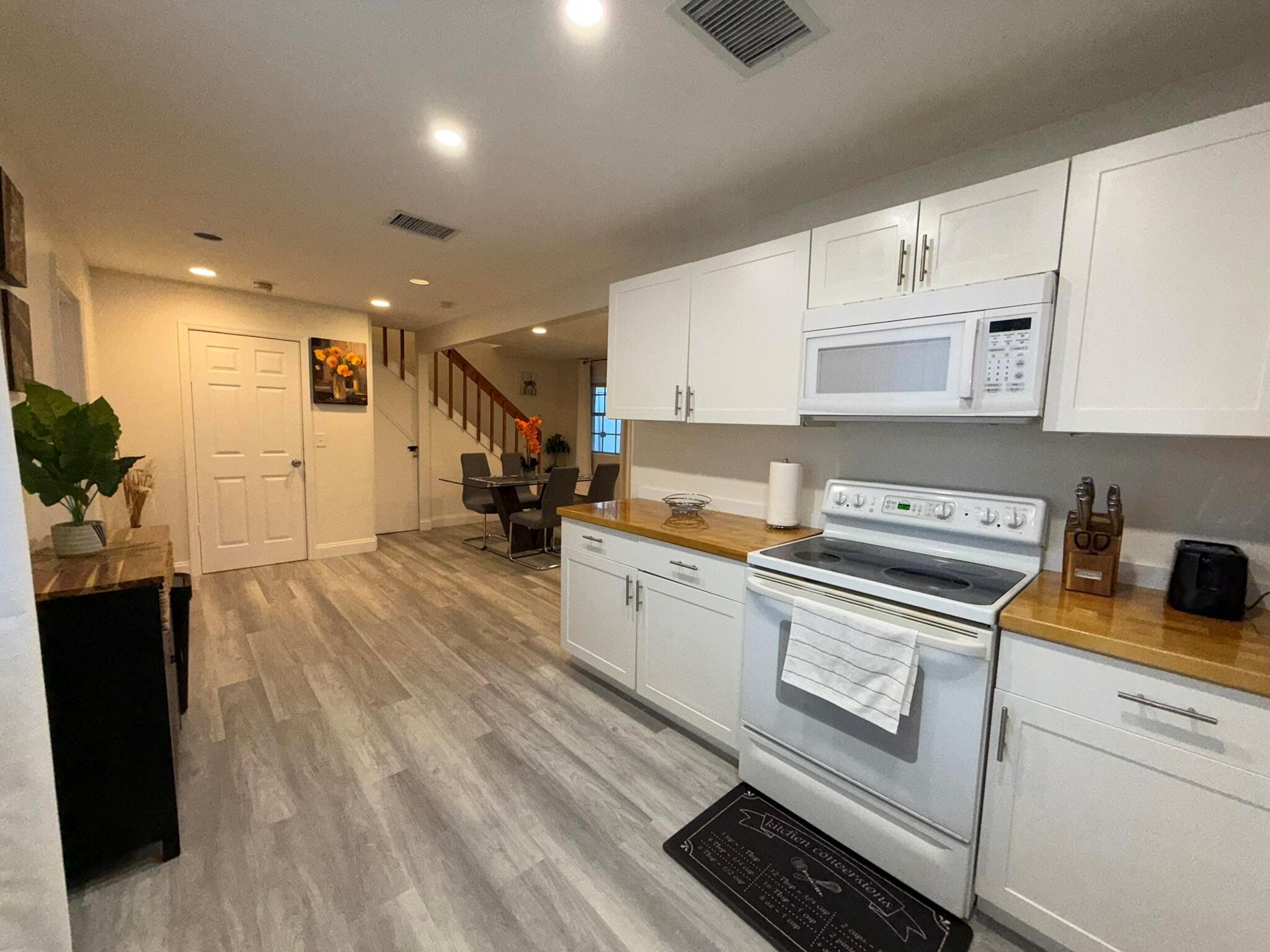 BRYN MAWR - Residential