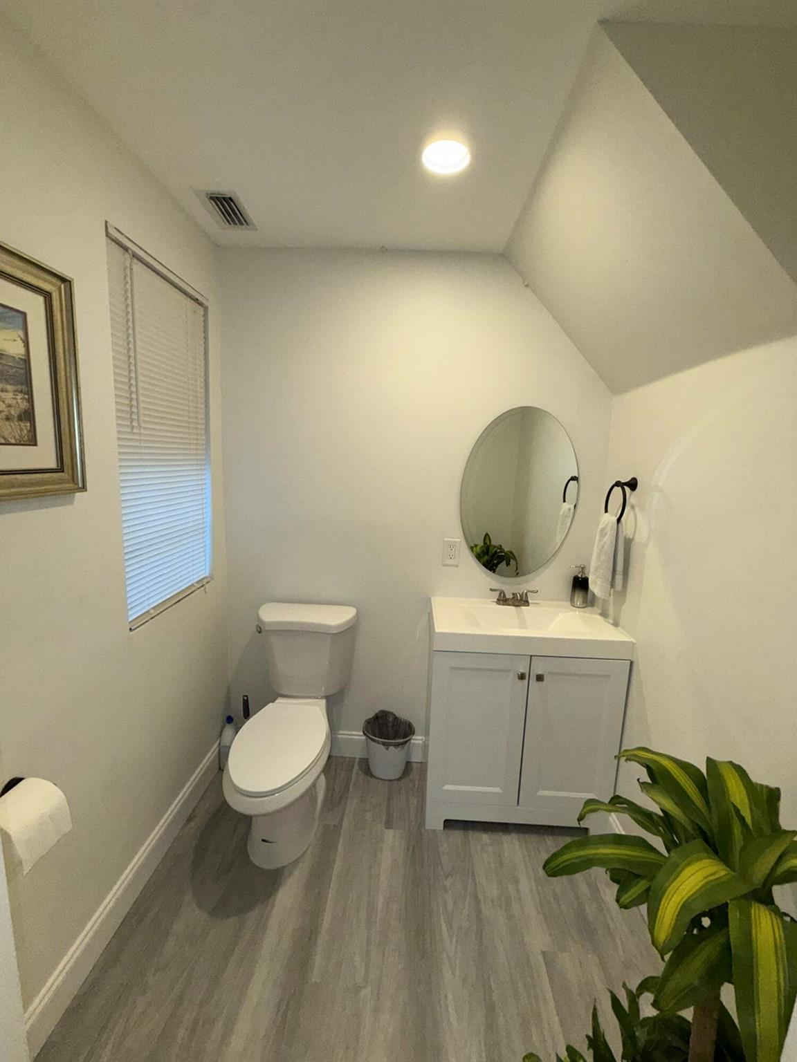 BRYN MAWR - Residential