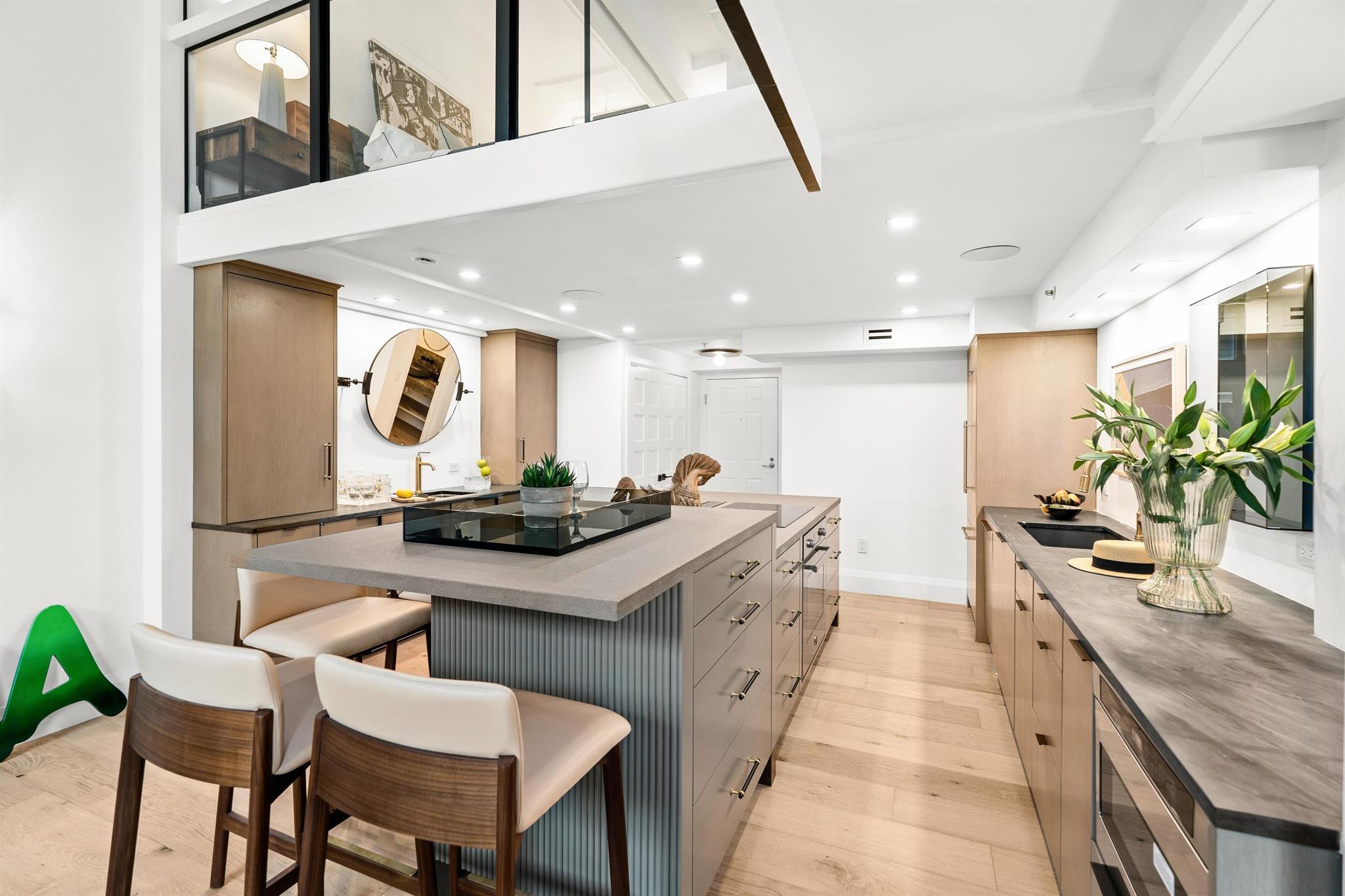 101 LOFTS CONDO - Residential