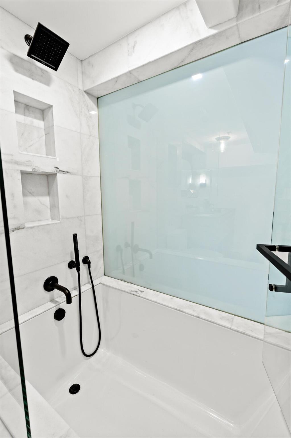 101 LOFTS CONDO - Residential