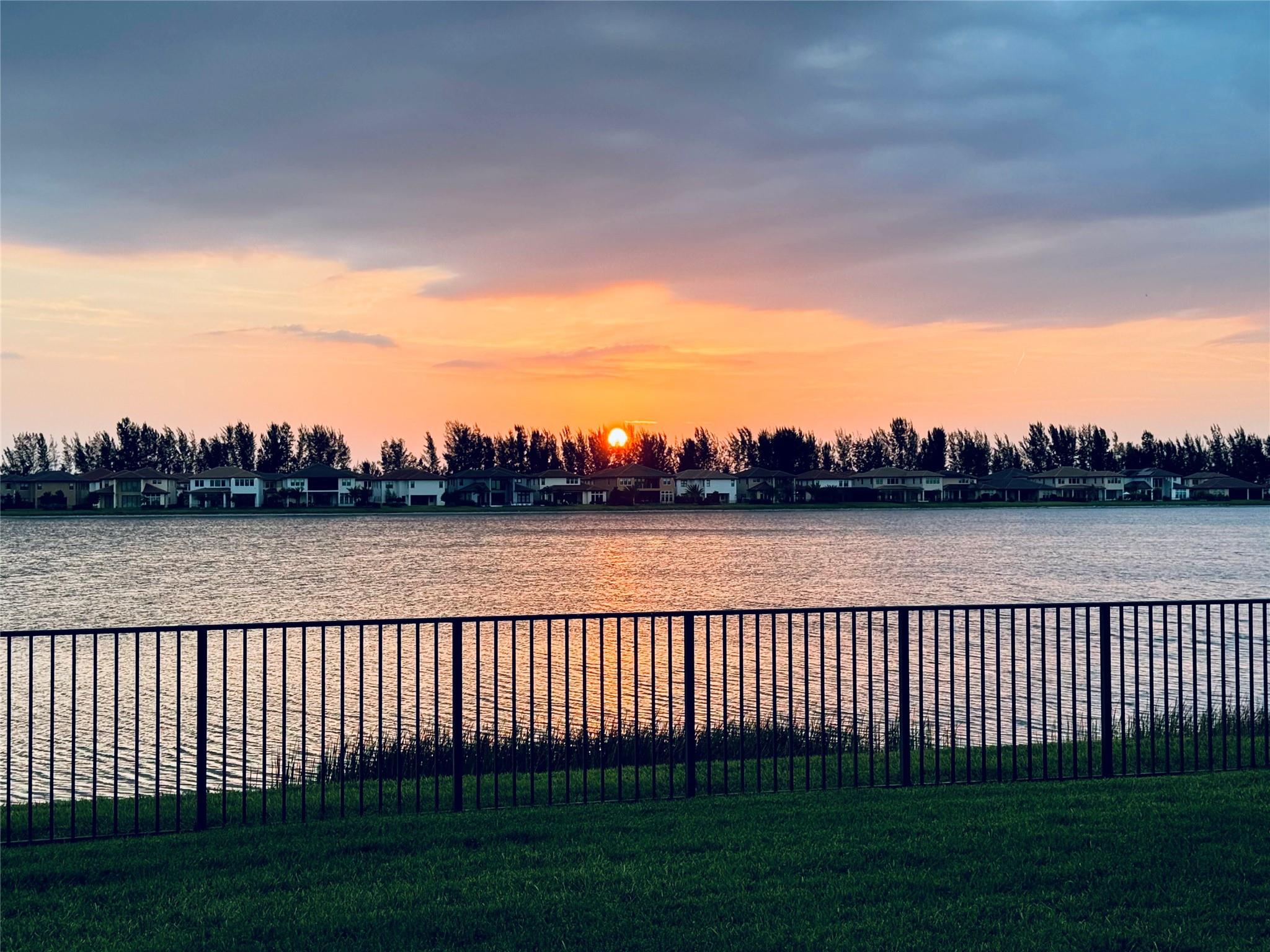 Parkland Bay - Residential