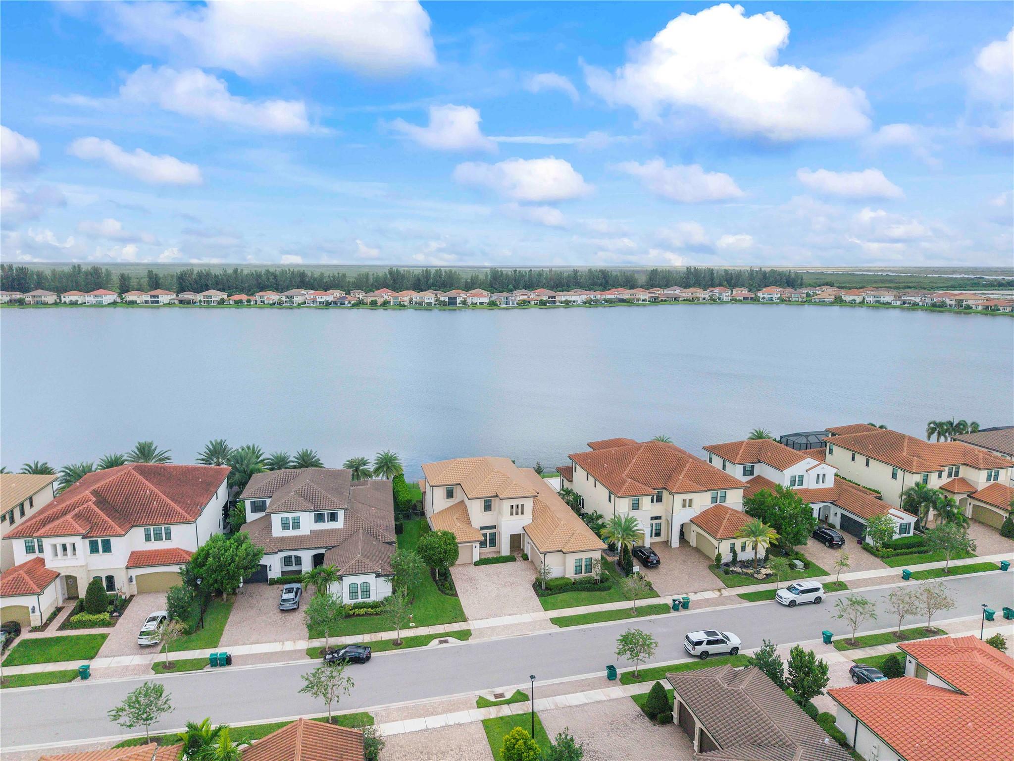 Parkland Bay - Residential