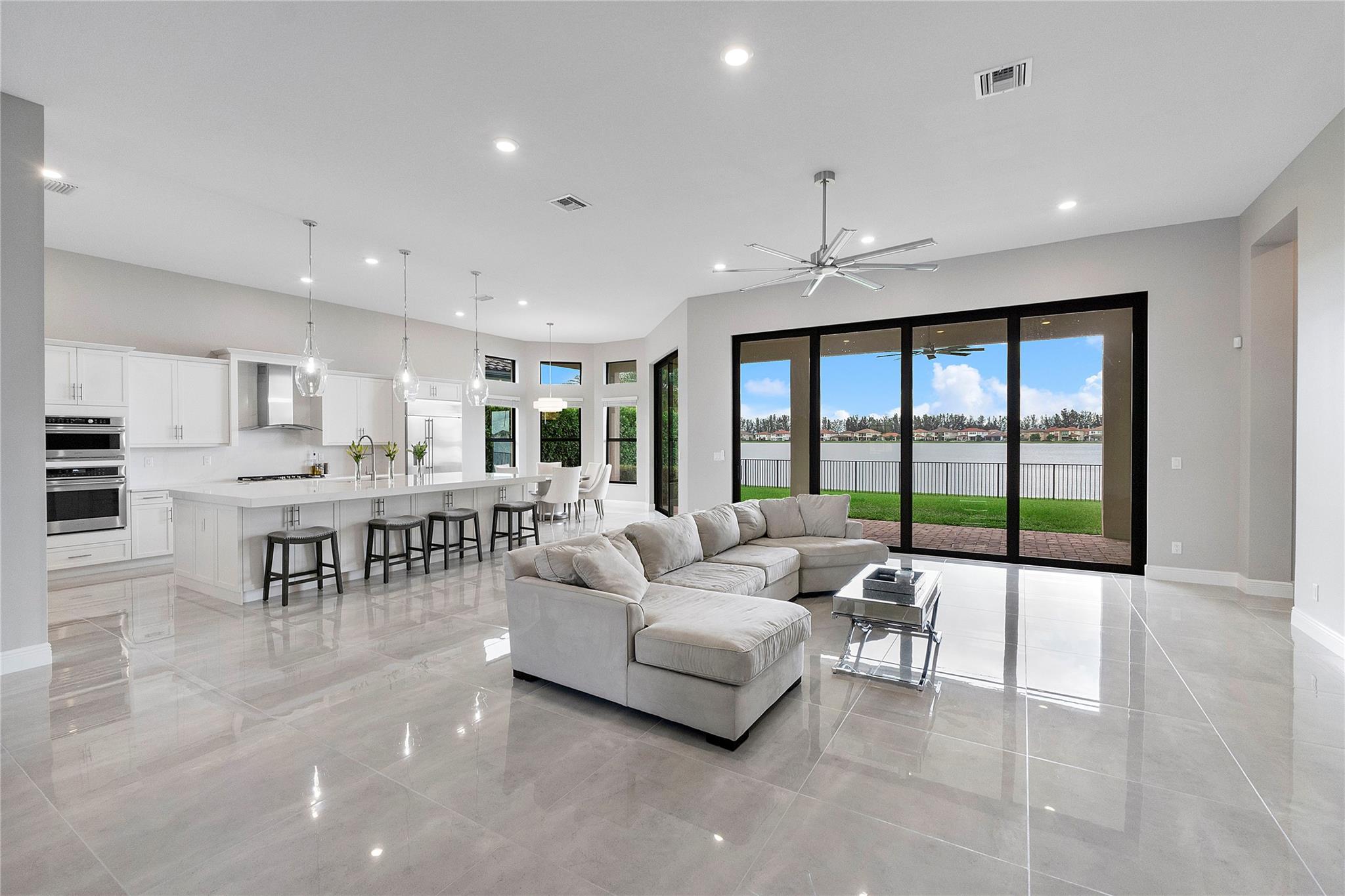 Parkland Bay - Residential