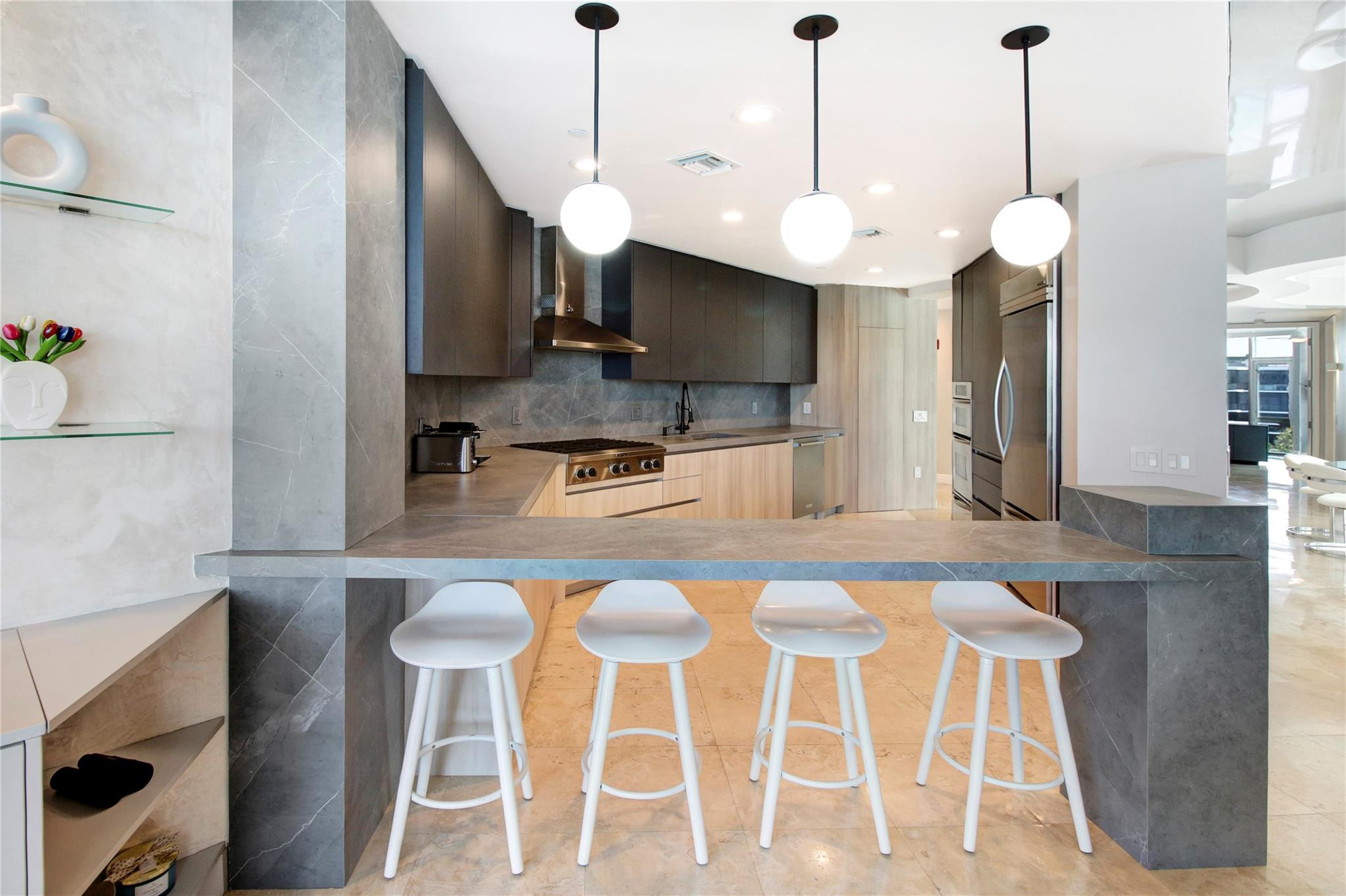 PLACE DES ARTS CONDO - Residential
