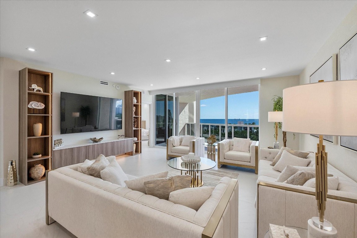 3100 N Ocean Boulevard 704