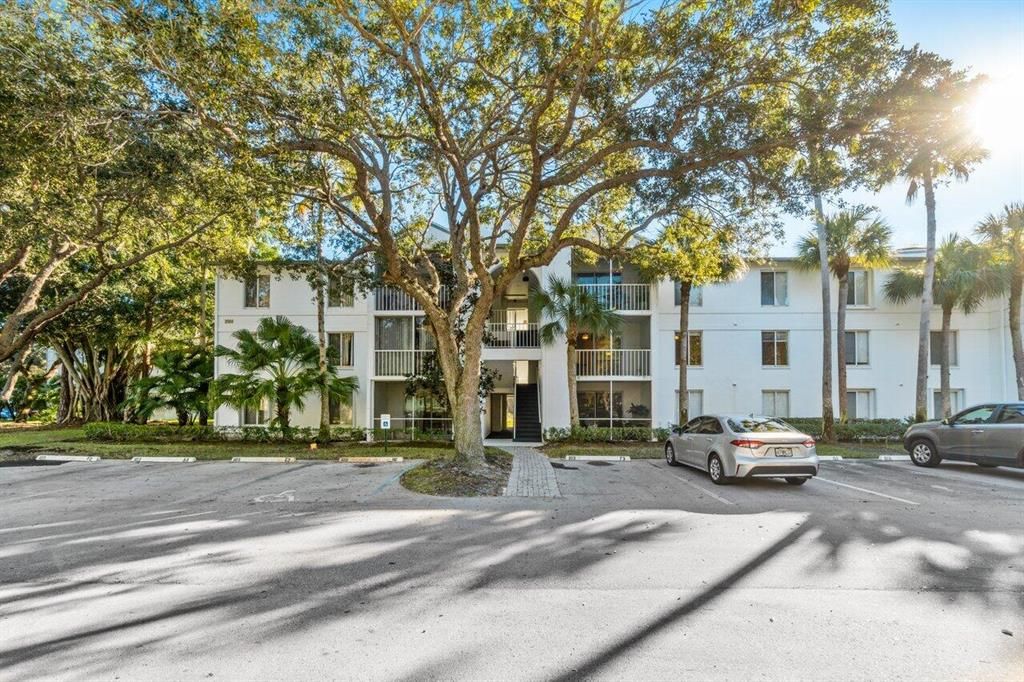 Photo of 2504 SE Anchorage Cove #B2, Port St Lucie, FL 34953 (MLS # R10859110)