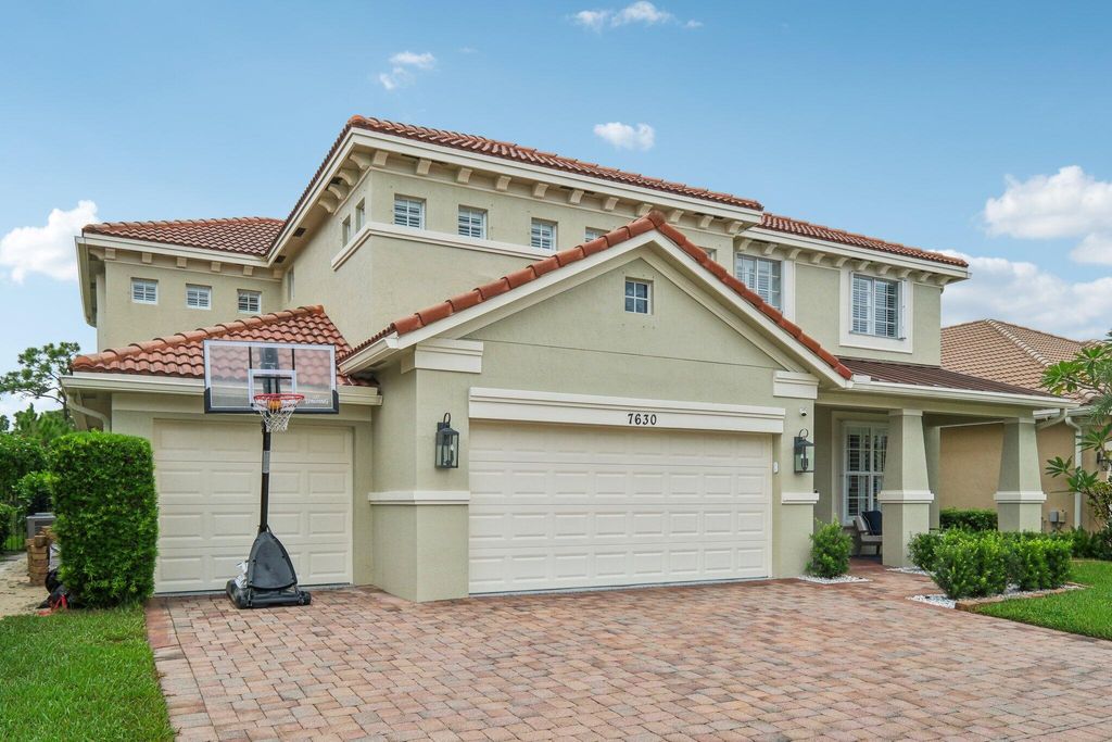 Photo of 7630 SE Heritage Boulevard, Hobe Sound, FL 33455 (MLS # R11056184)