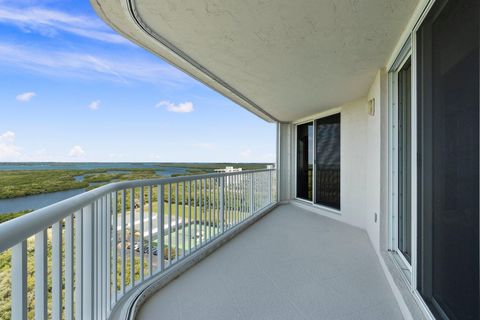 A home in Hutchinson Island