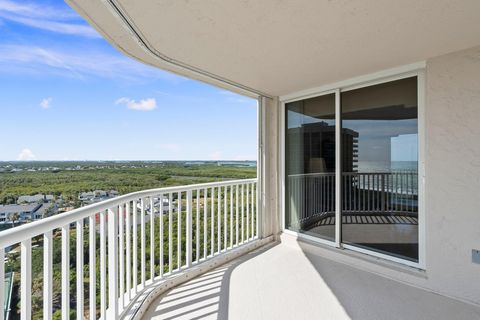 A home in Hutchinson Island