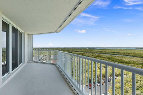 A home in Hutchinson Island