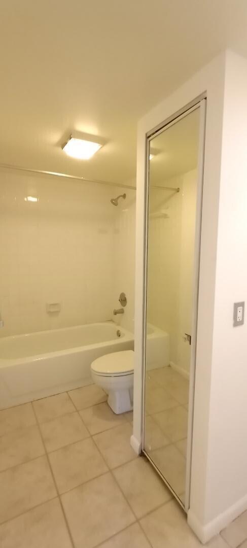 VILLAGE OF SANDALWOOD LAKES 3 - Residential