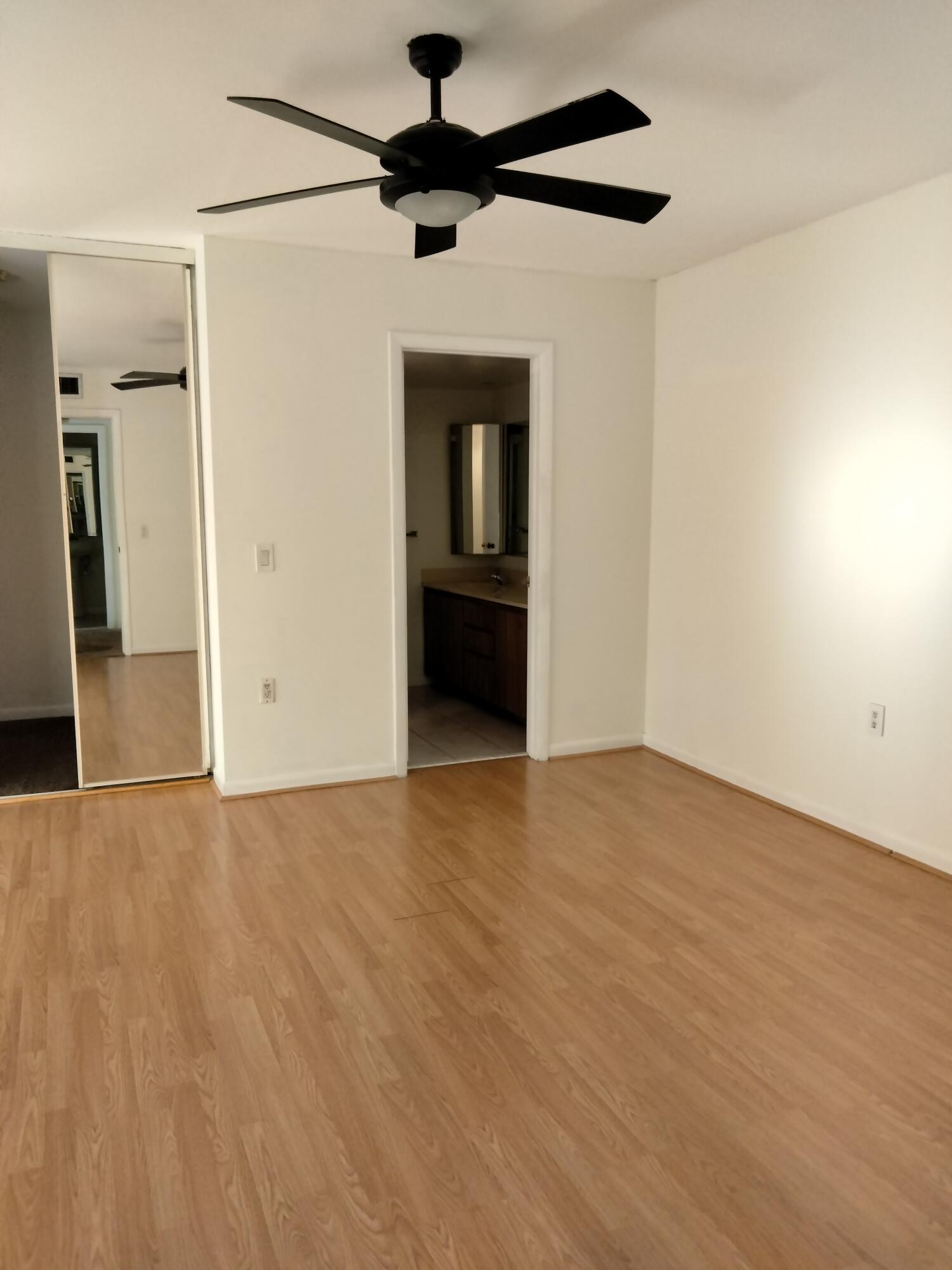 VILLAGE OF SANDALWOOD LAKES 3 - Residential