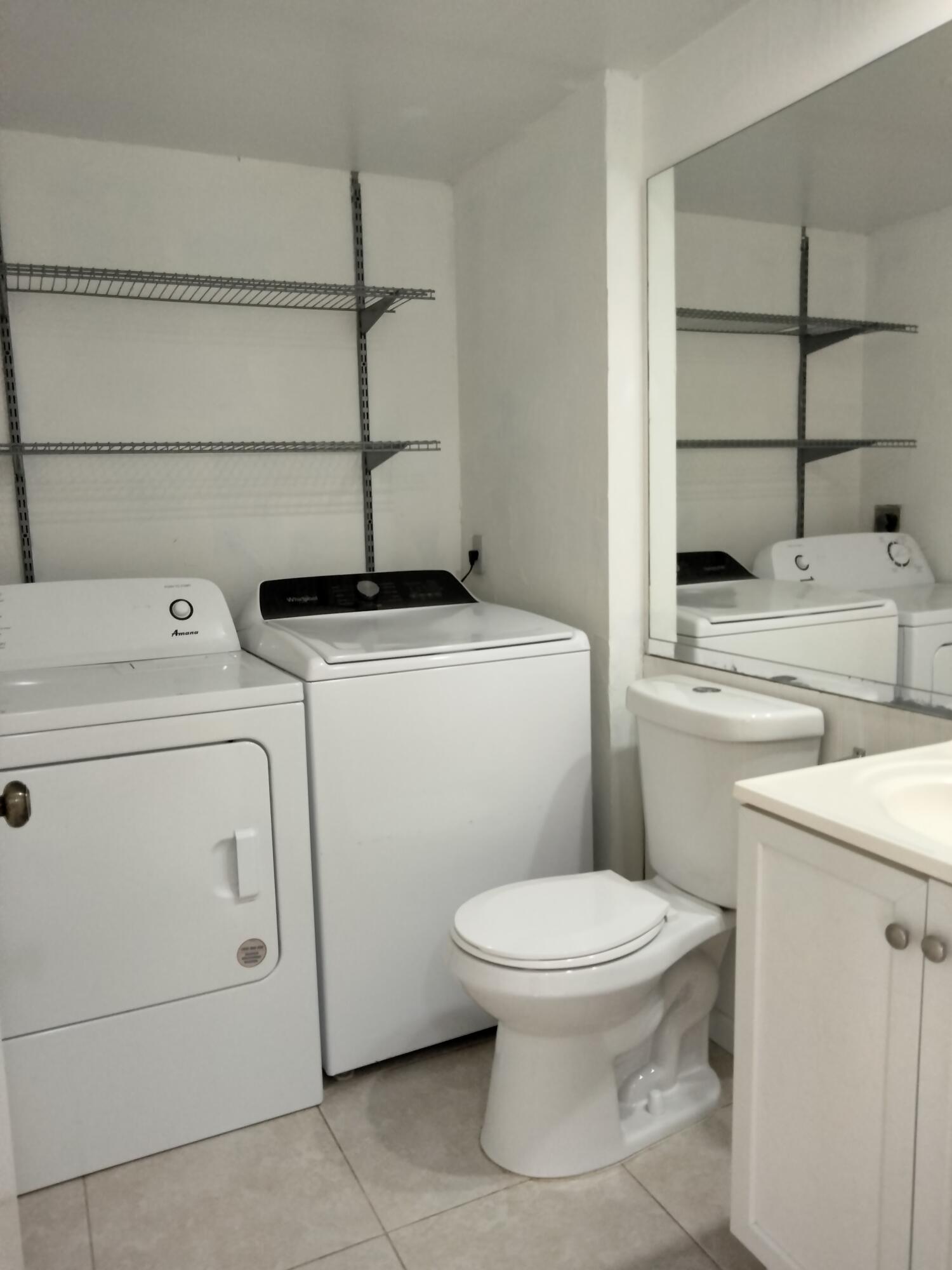 VILLAGE OF SANDALWOOD LAKES 3 - Residential