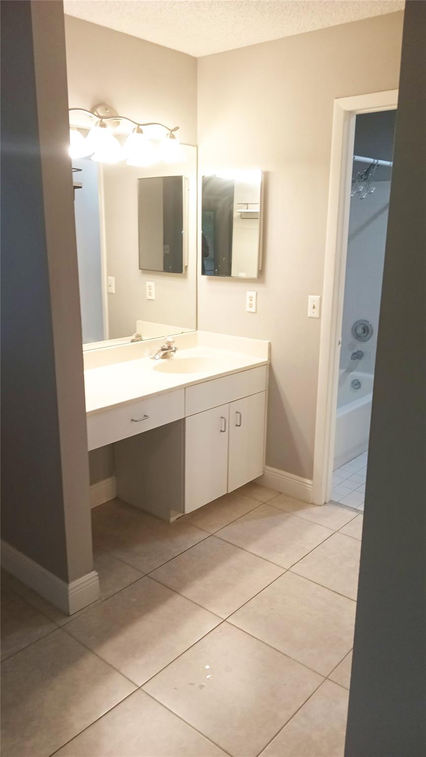 Napoli Gardens - Residential