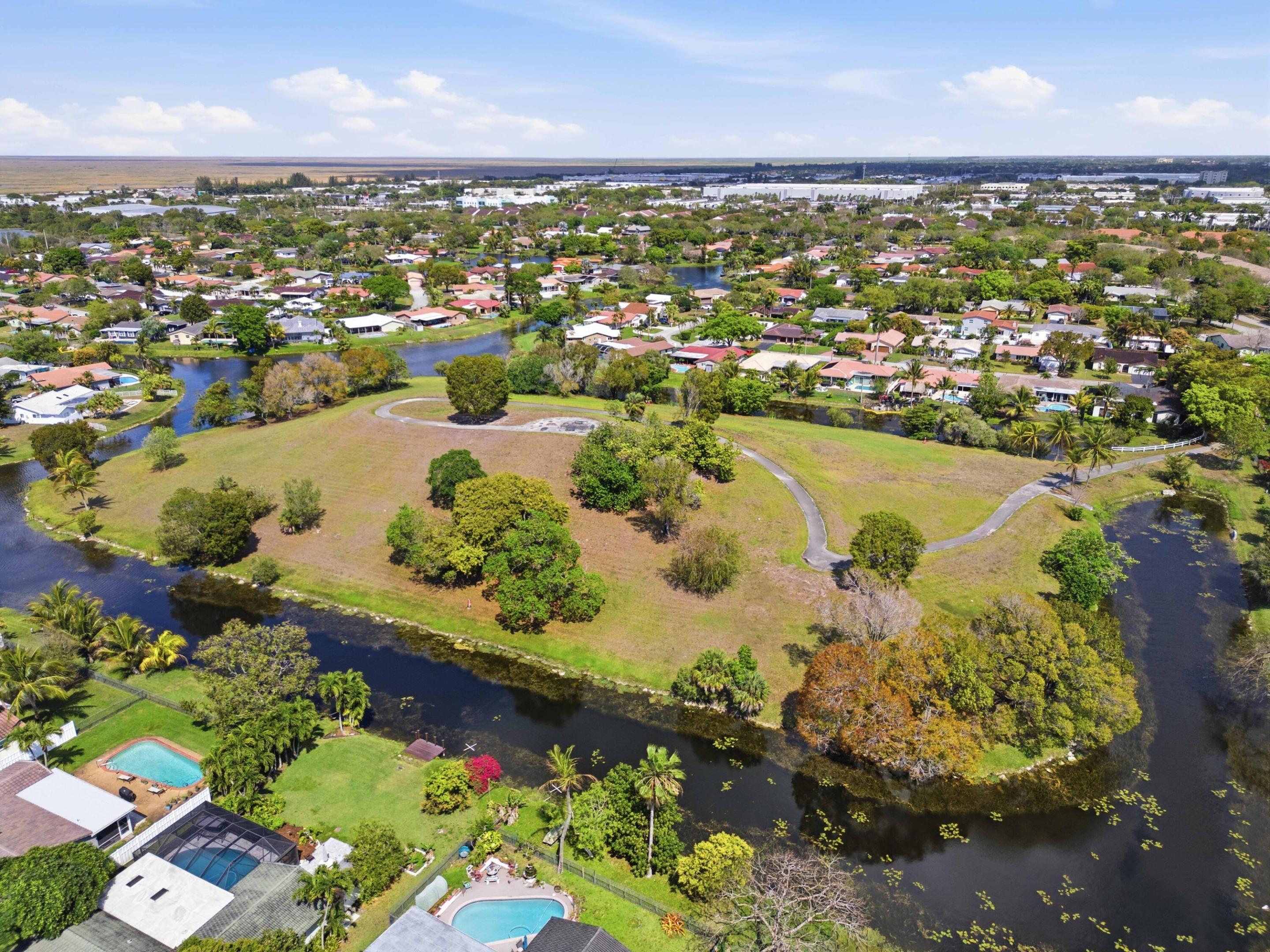 COUNTRY CLUB W ADDITION - Residential