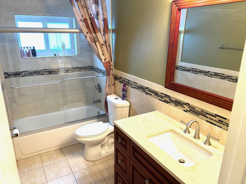 COUNTRY CLUB W ADDITION - Residential