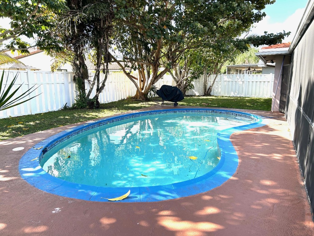 COUNTRY CLUB W ADDITION - Residential