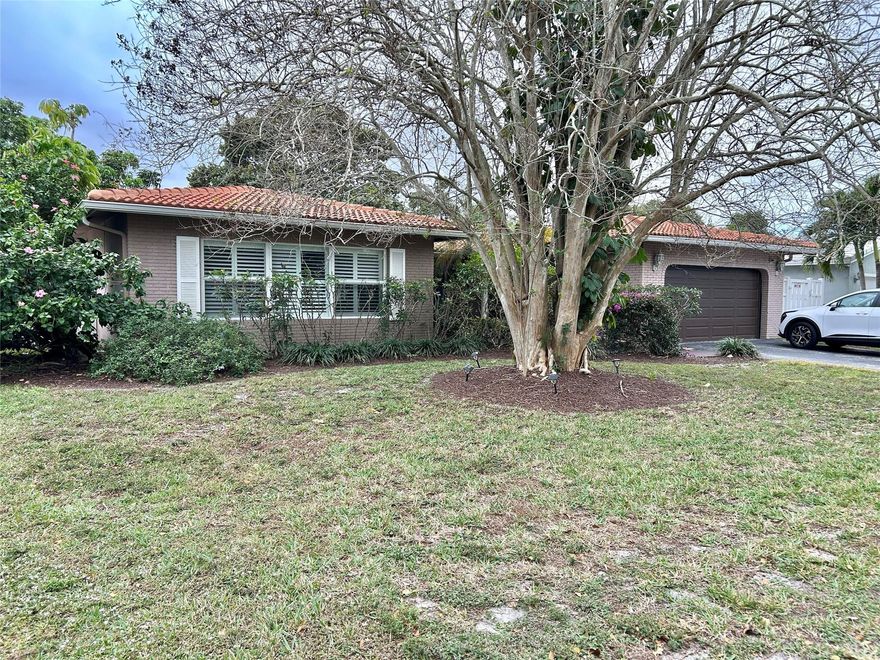 GREAT PRICE & GREAT CONDITION ON THIS SPACIOUS 3/2 PLUS A BIG INSIDE UTILITY ROOM/OFFICE. BEAUTIFUL FRONT DOORS GREET YOU.  INSIDE THE HOME HAS A SPLIT PLAN DESIGN WITH ALL HARD FLOORING OF LAMINATE AND TILE, IMPACT WINDOWS & DOORS, PLANTATION SHUTTERS, STAINLESS APPLIANCES, UPDATED KITCHEN & BATHS & A TANKLESS WATER HEATER. ALL ROOMS ARE A REALLY NICE SIZE TOO. THE KITCHEN IS OPEN TO THE FAMILY ROOM WHICH OPENS TO THE LARGE SCREENED PATIO & POOL AREA.  THE GREAT SIZED BACKYARD IS TOTALLY FENCED FOR THE SAFETY OF CHILDREN OR PETS.  THE LOCATION IS TERRIFIC AS IT IS ONLY SECONDS FROM THE SAWGRASS EXPRESSWAY ENTRANCE & VERY CLOSE TO ALL THREE SCHOOLS & THE REGIONAL PARK WHICH INCLUDES THE DOG PARK, AQUATIC CENTER, TENNIS COMPLEX, CITY GYM, NATURE CENTER & ICE SKATING RINK. AND NO HOA!