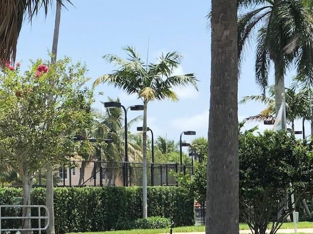 COUNTRY CLUB W ADDITION - Residential