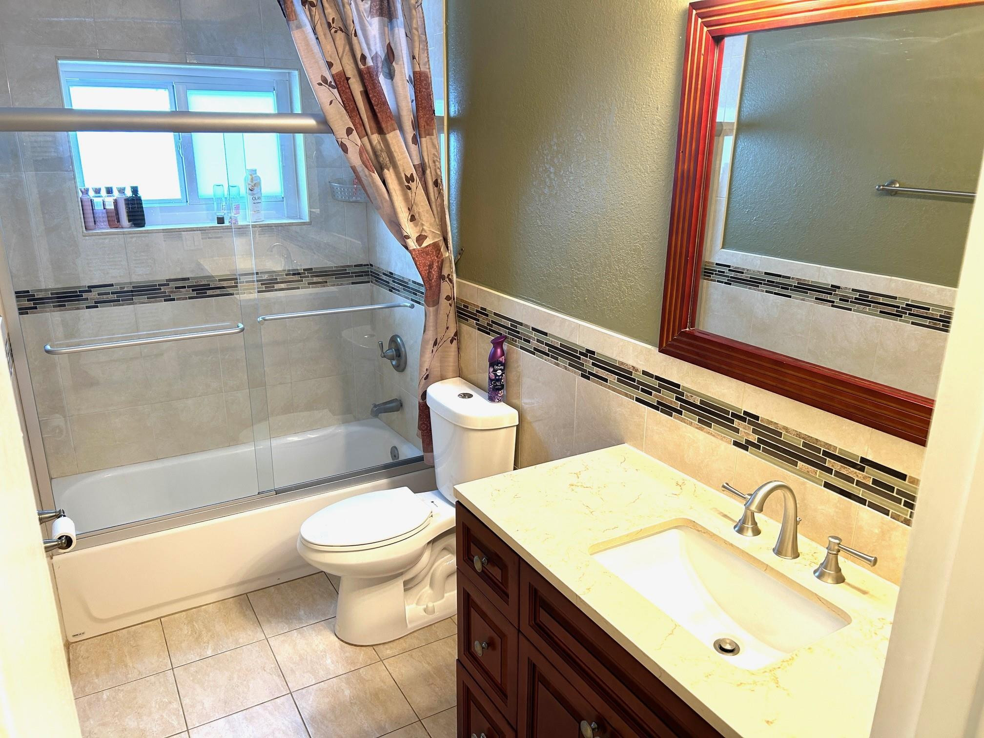 COUNTRY CLUB W ADDITION - Residential