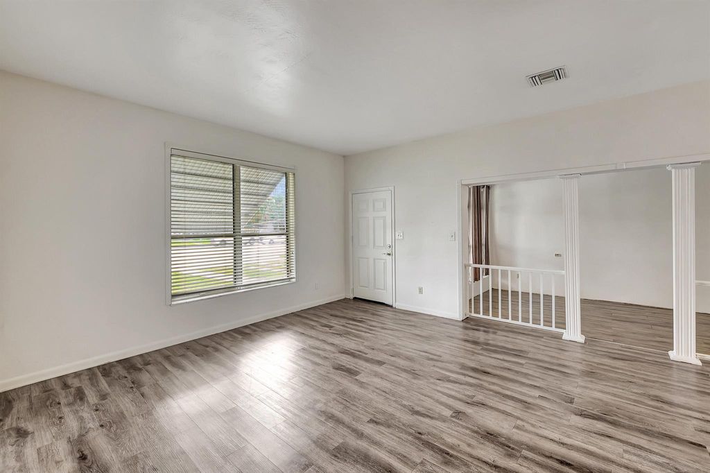 Photo of 225 NE Prima Vista Boulevard, Port Saint Lucie, FL 34983 (MLS # R10946723)