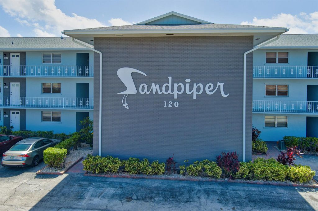 Photo of 120 Lehane Terrace #309, North Palm Beach, FL 33408 (MLS # R11018362)