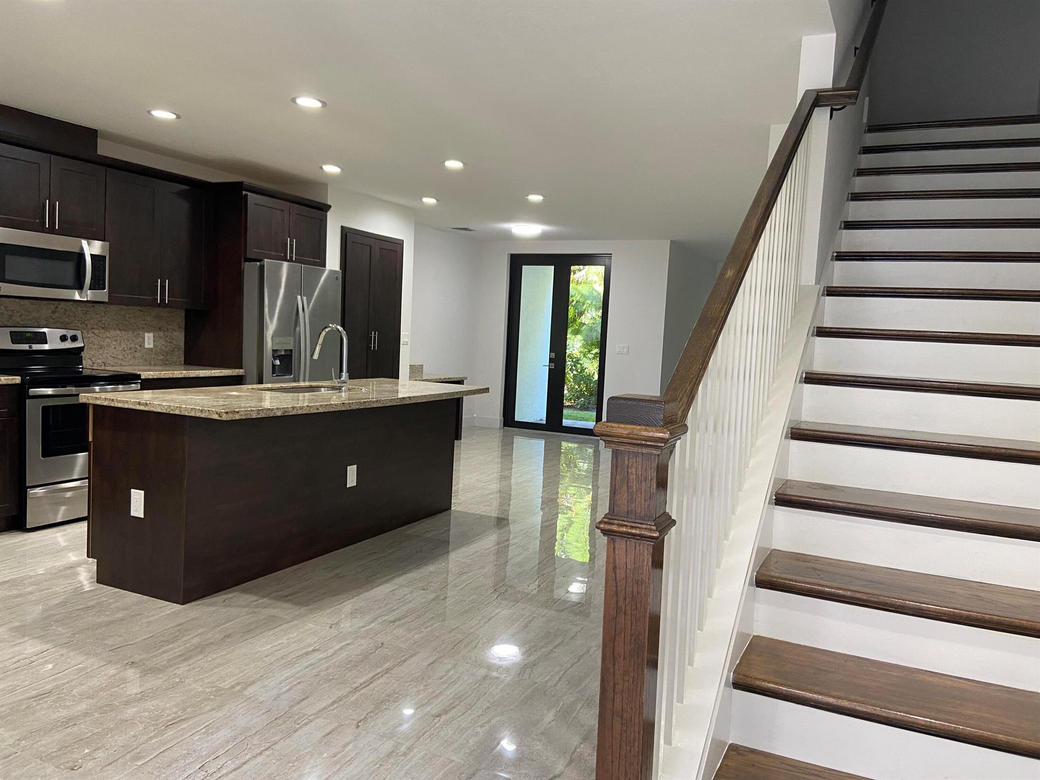 CASA DEL SOL - Residential Lease