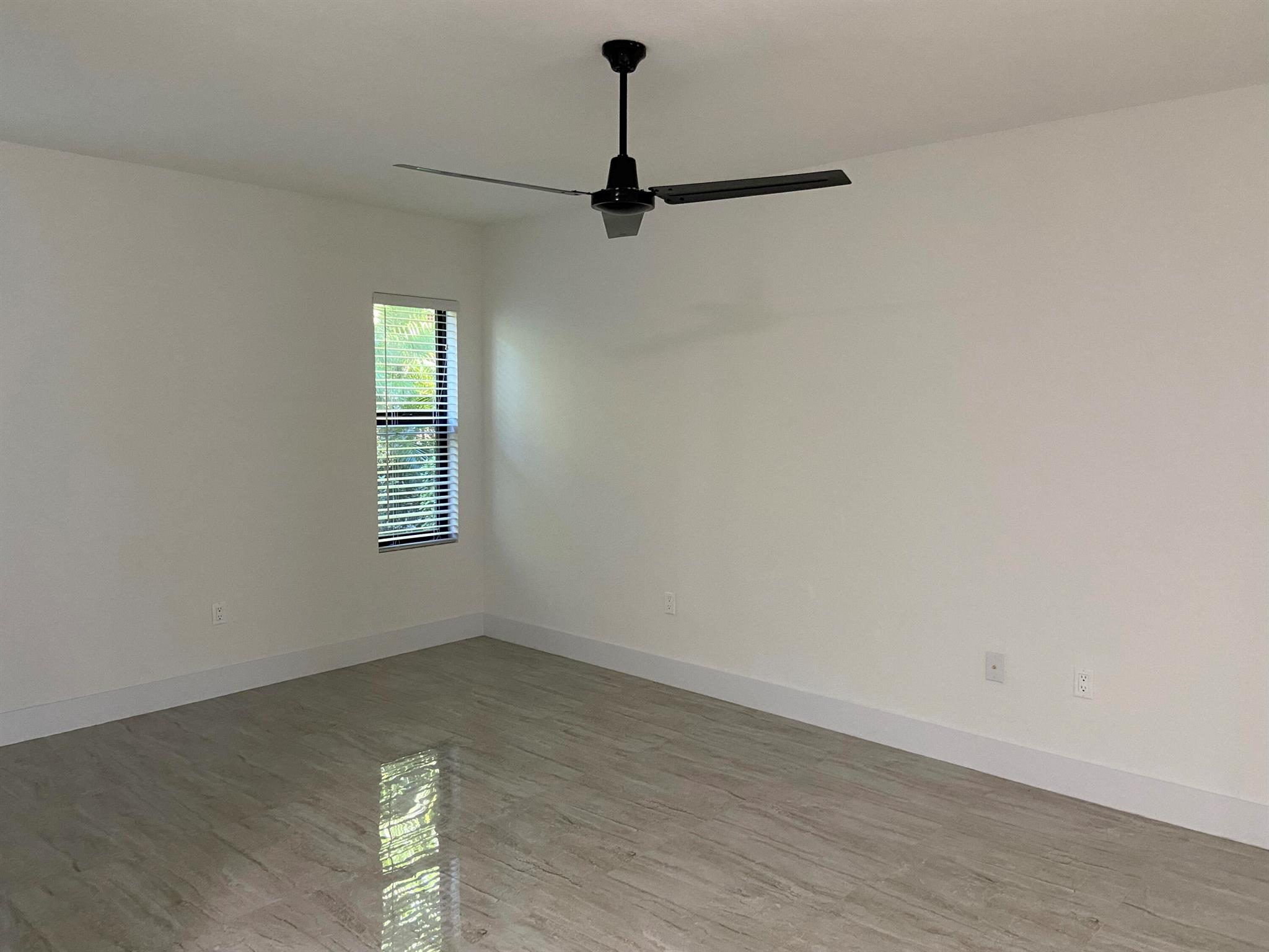 CASA DEL SOL - Residential Lease