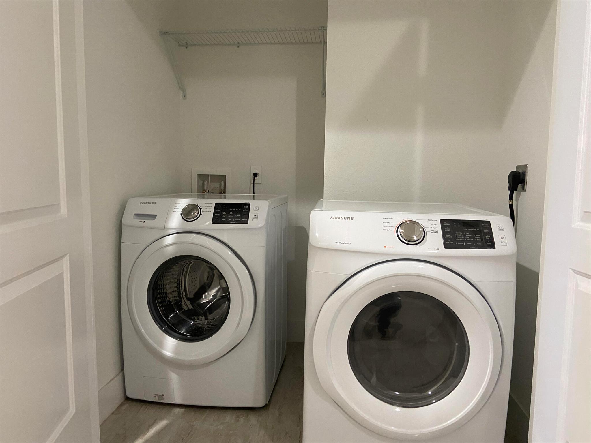 CASA DEL SOL - Residential Lease