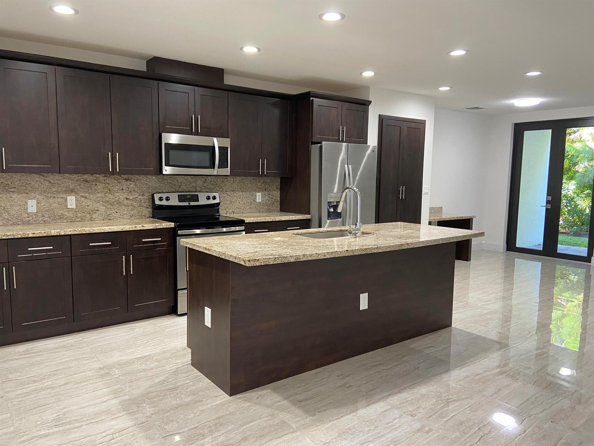 CASA DEL SOL - Residential Lease