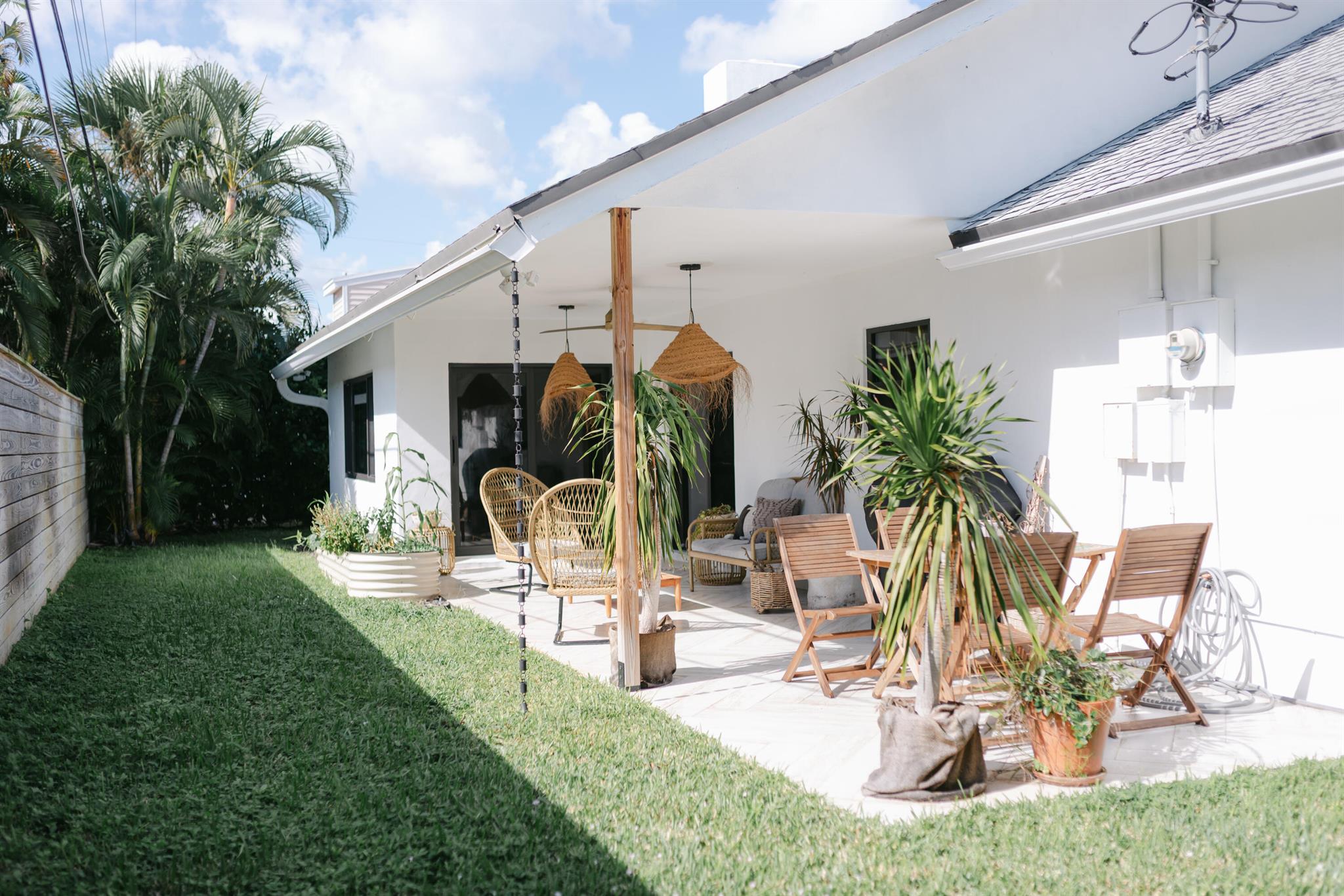 TROPIC PALMS 1 - Residential Lease