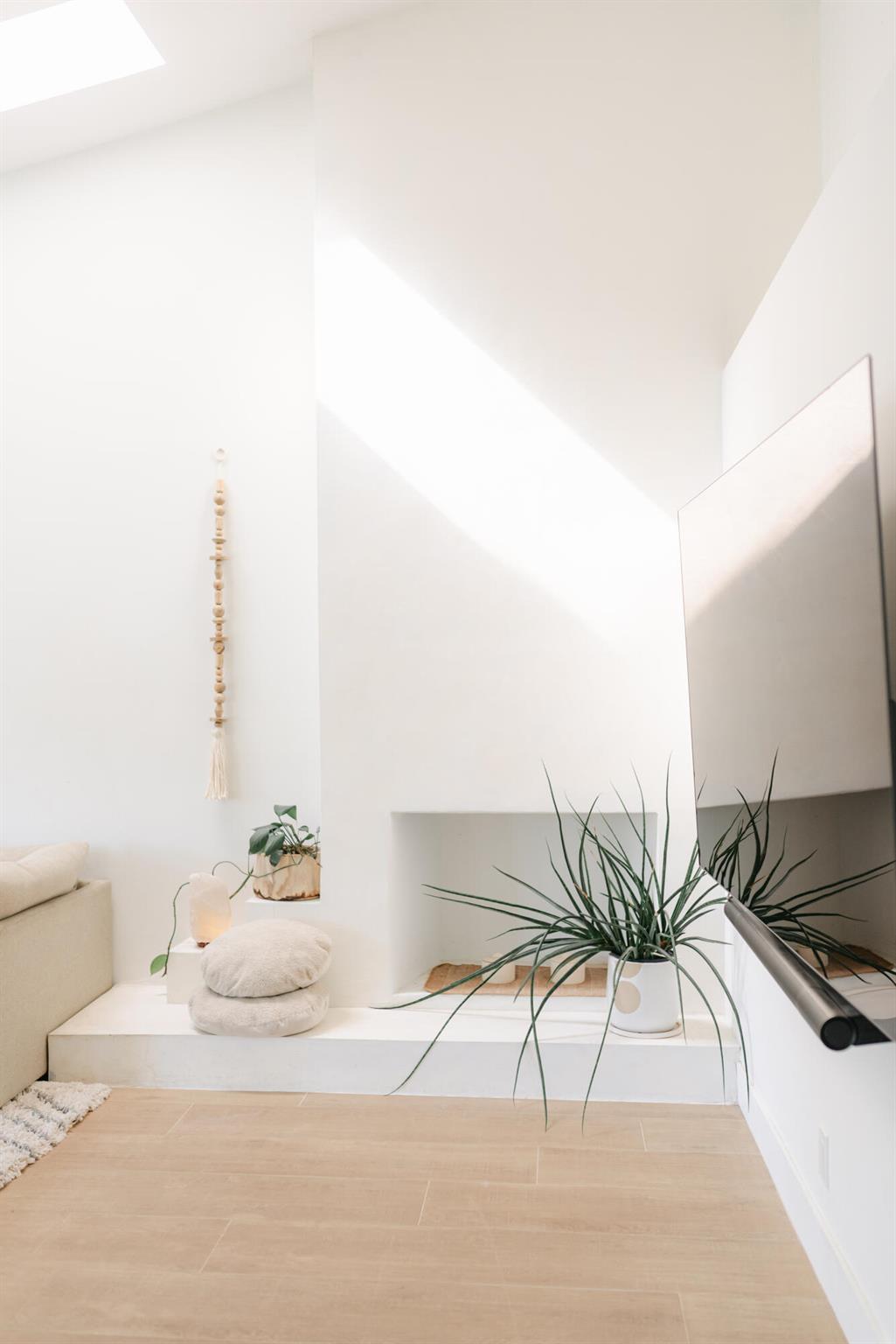 TROPIC PALMS 1 - Residential Lease