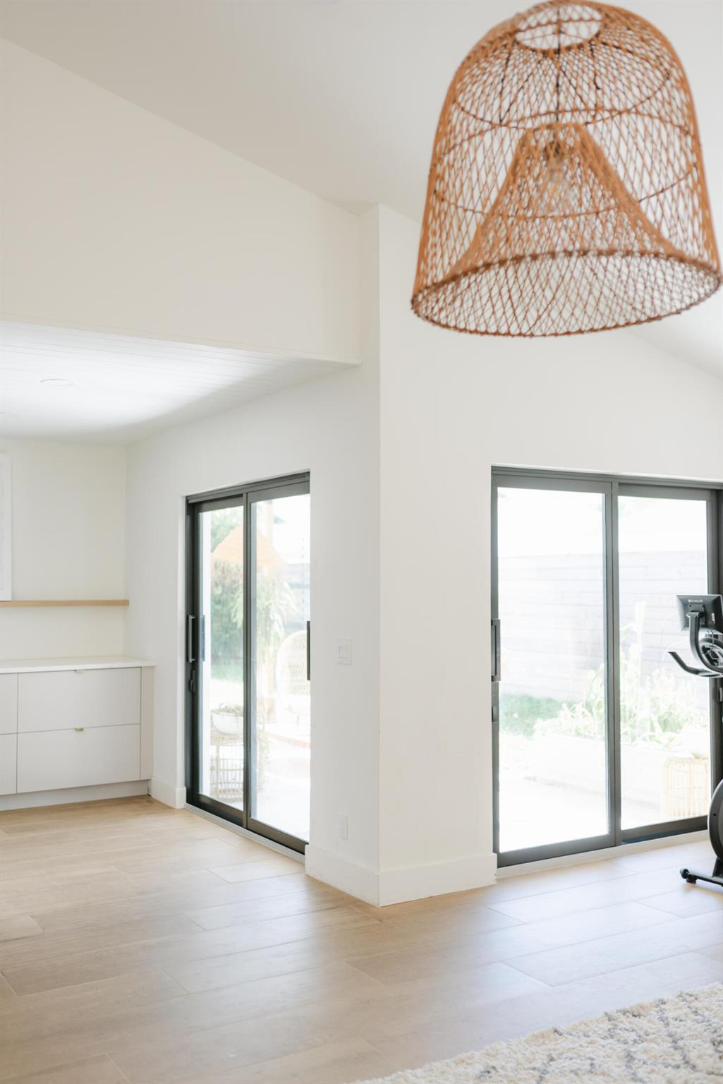 TROPIC PALMS 1 - Residential Lease