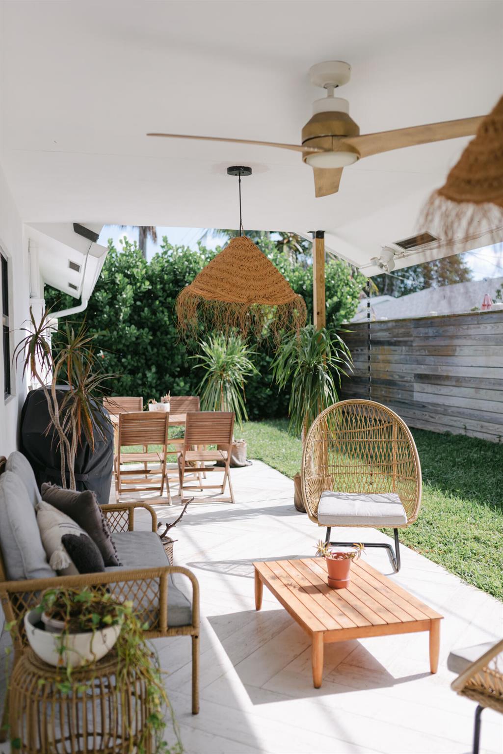 TROPIC PALMS 1 - Residential Lease