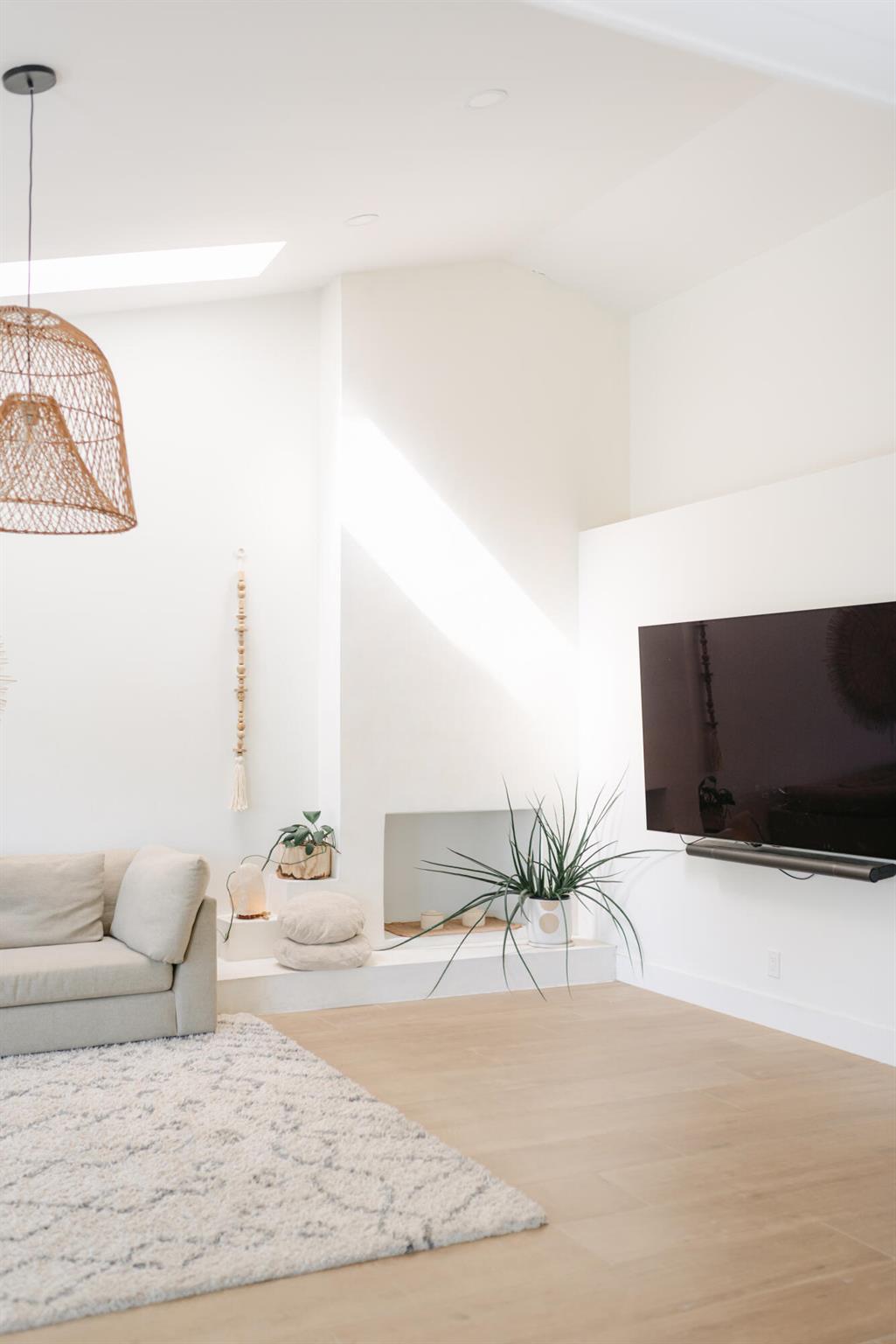 TROPIC PALMS 1 - Residential Lease