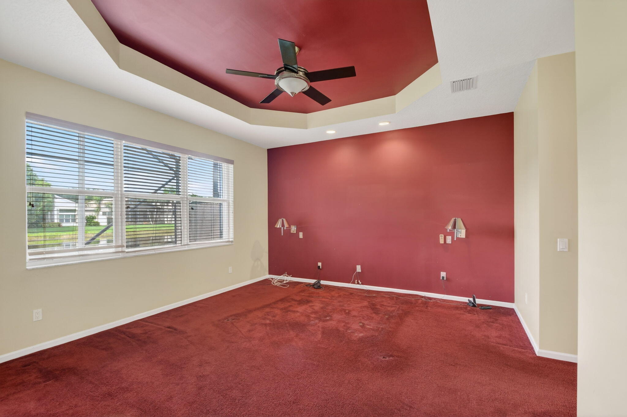 VALENCIA SHORES - Residential